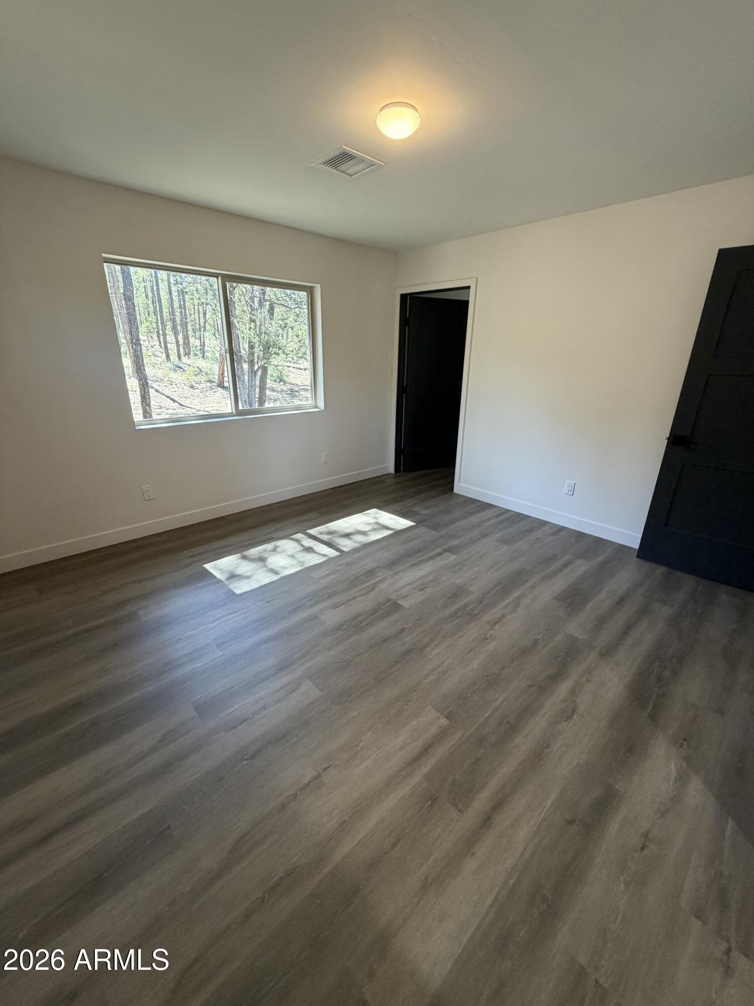 SPORTSMANS RETREAT - Residential