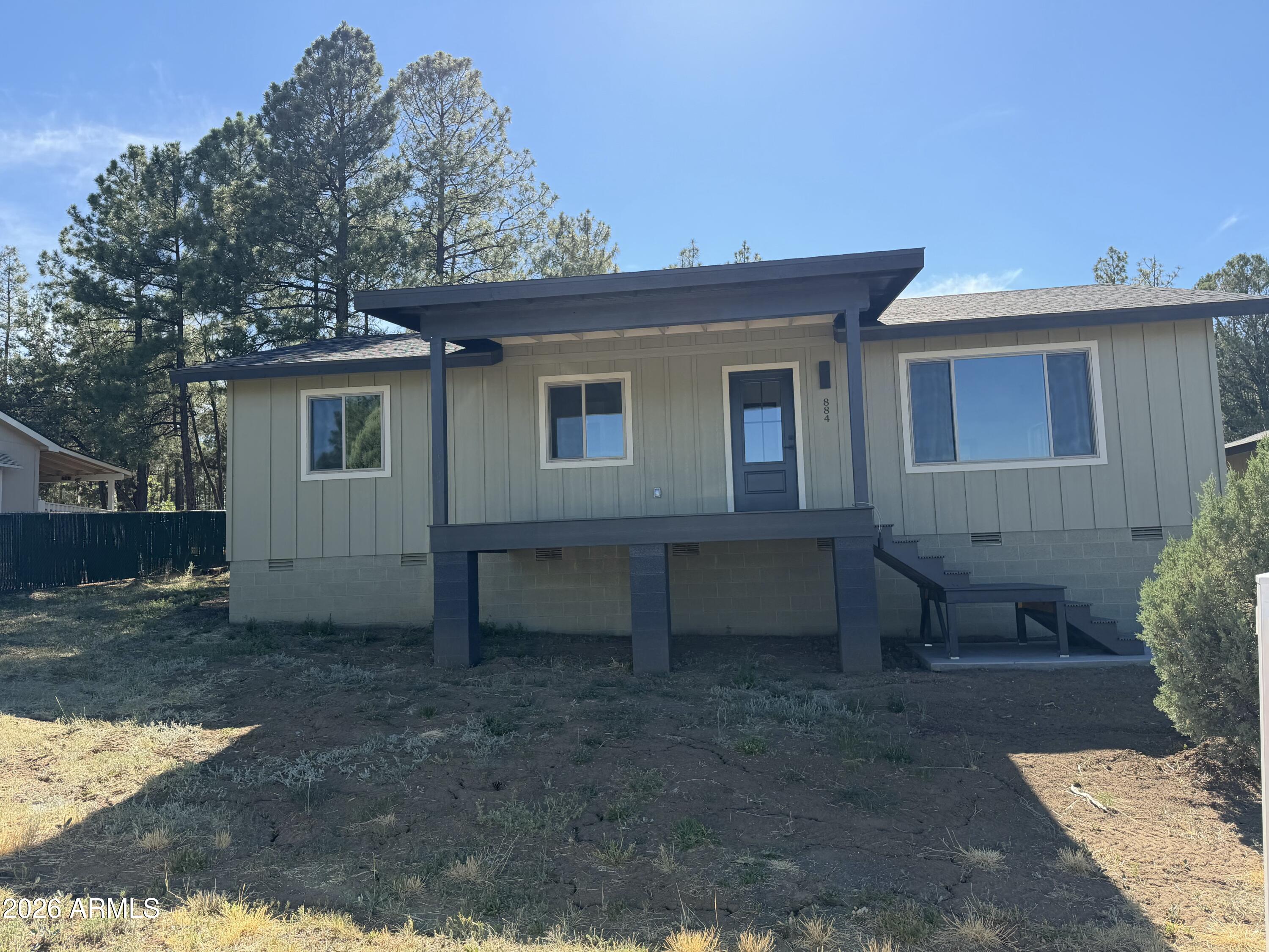SPORTSMANS RETREAT - Residential