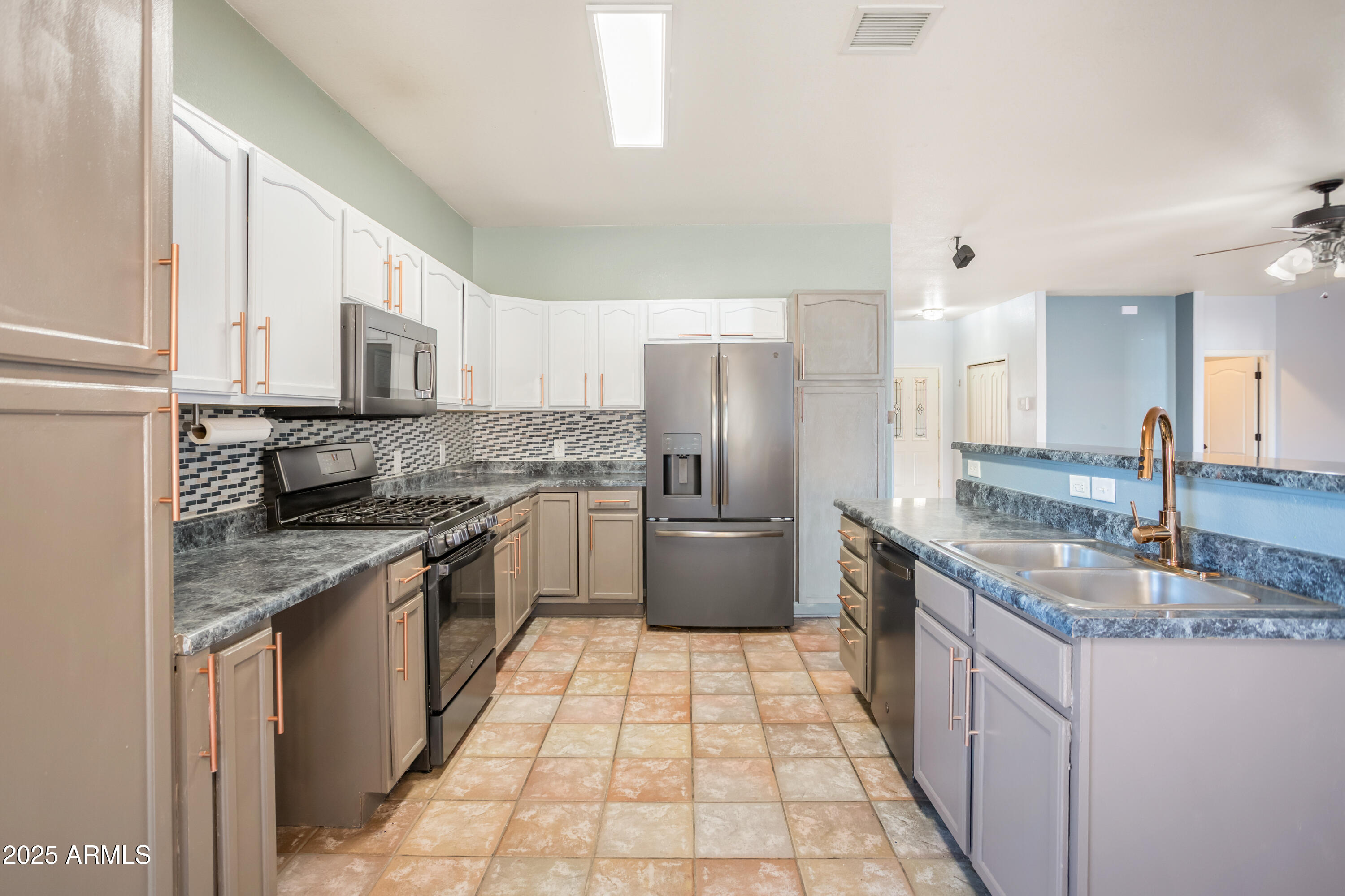 ESCONDIDO PHASE 1 - Residential