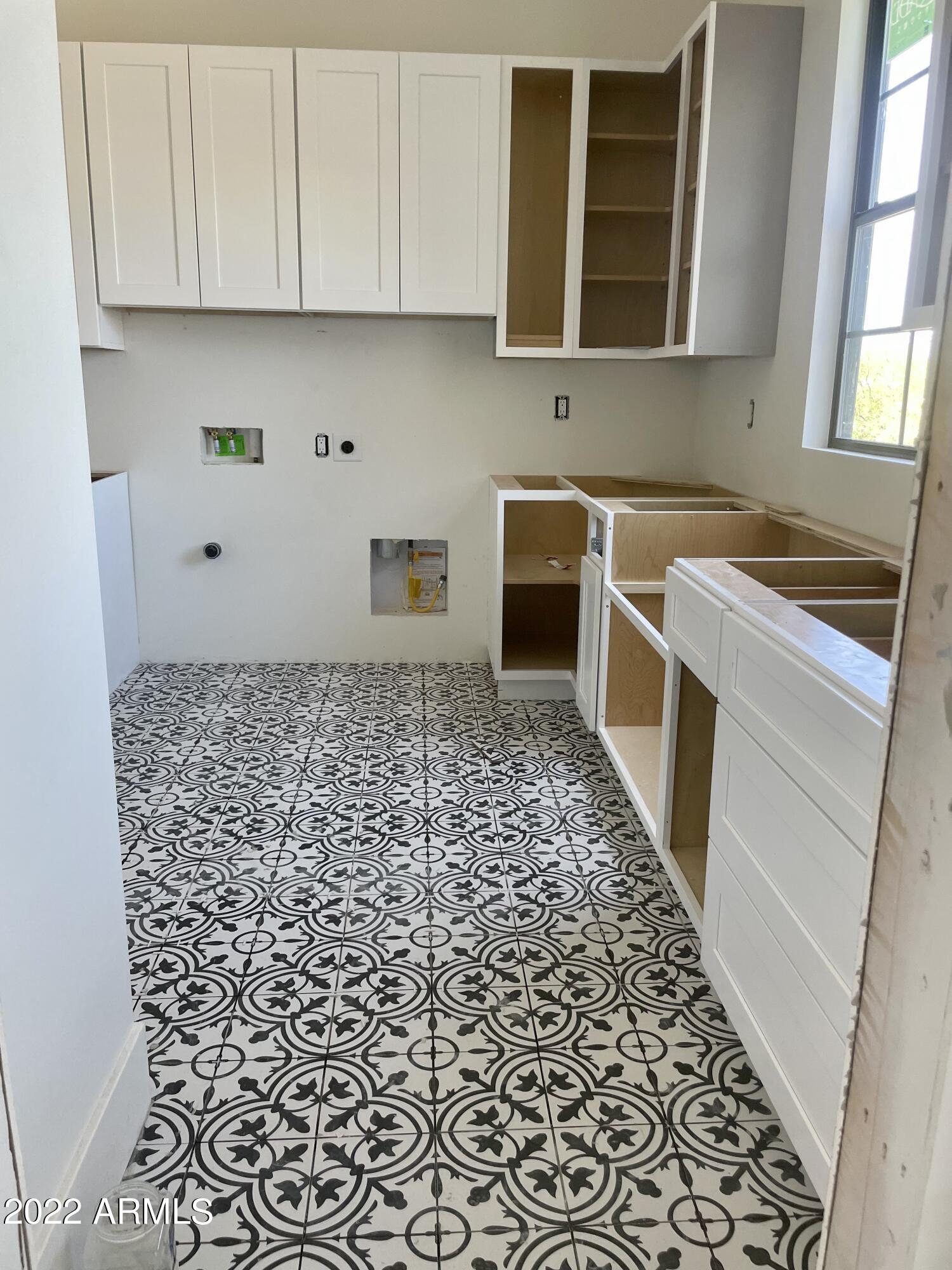 SIERRA BOULDERS - Residential