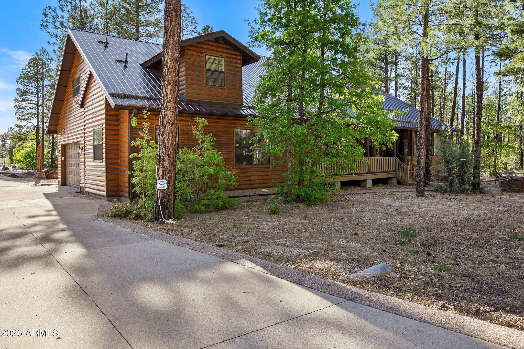 WOODLAND HILLS - Residential