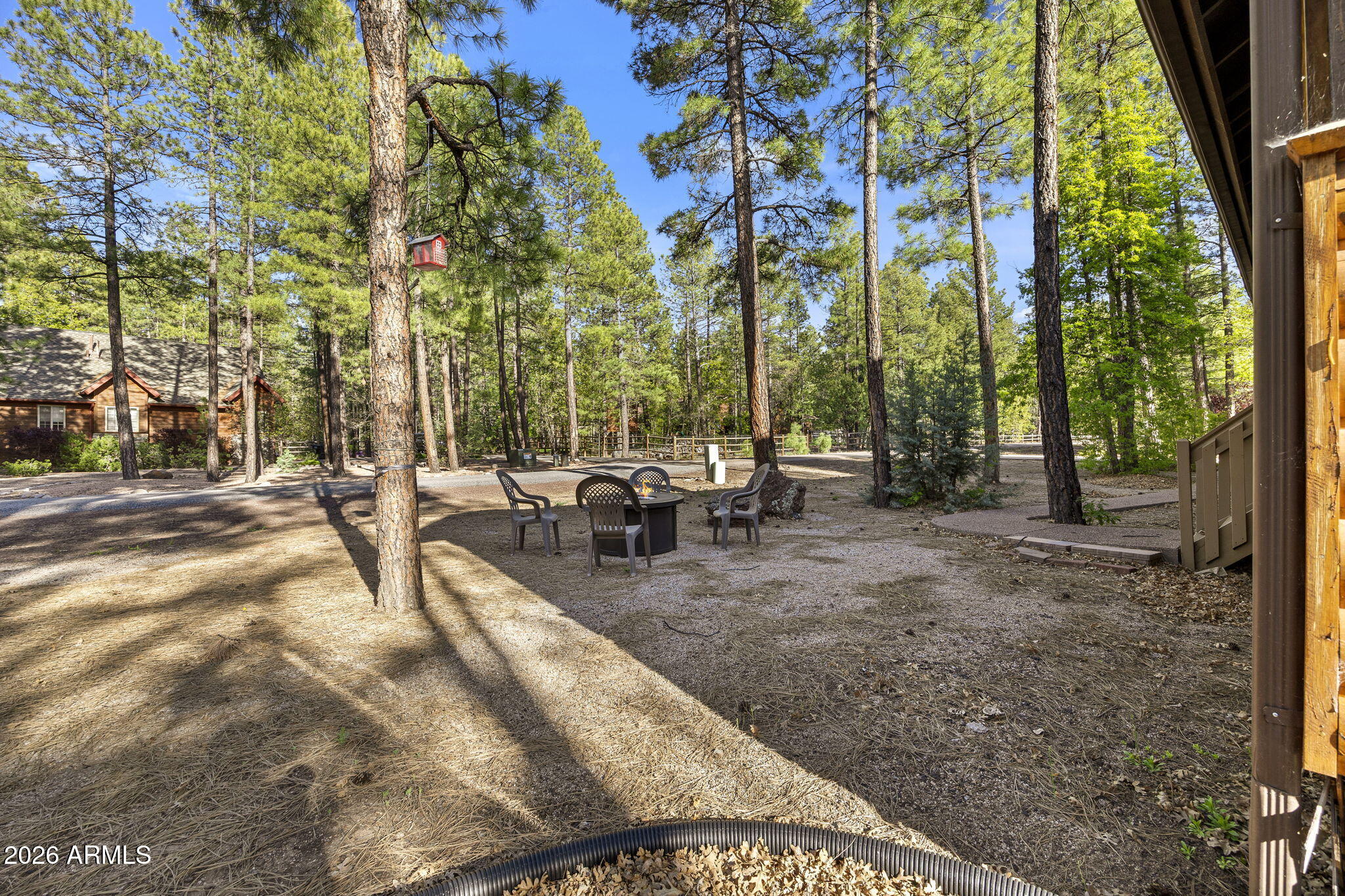 WOODLAND HILLS - Residential
