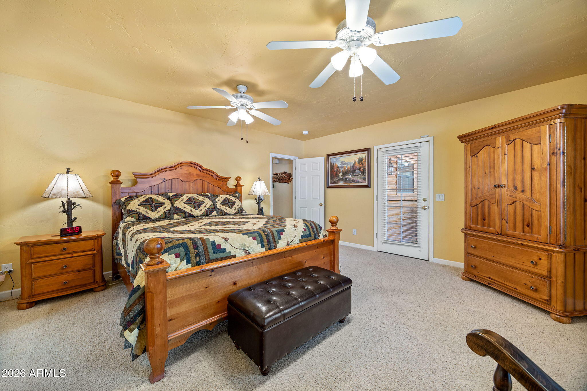 WOODLAND HILLS - Residential