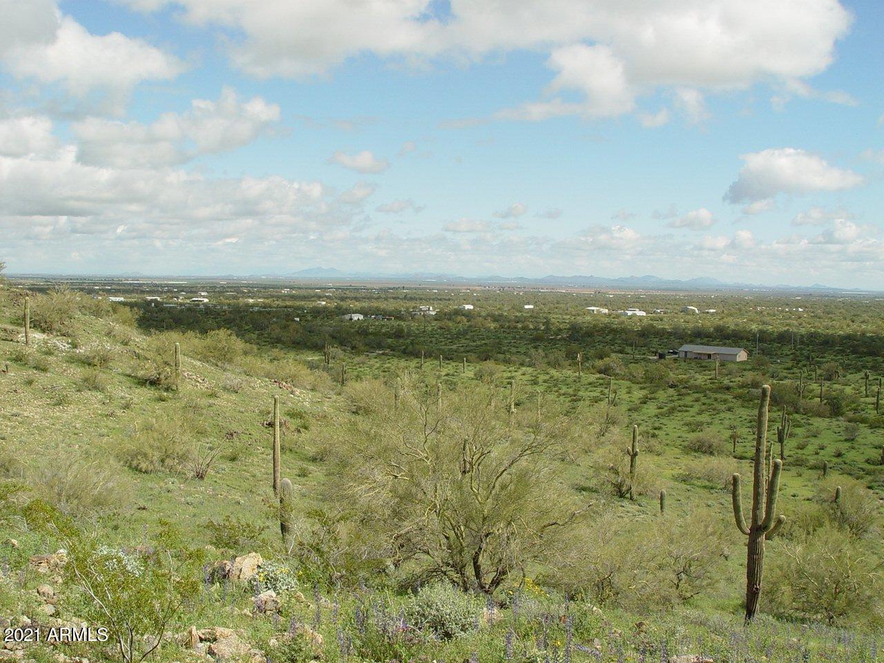 HIDDEN VALLEY HILLS - Land