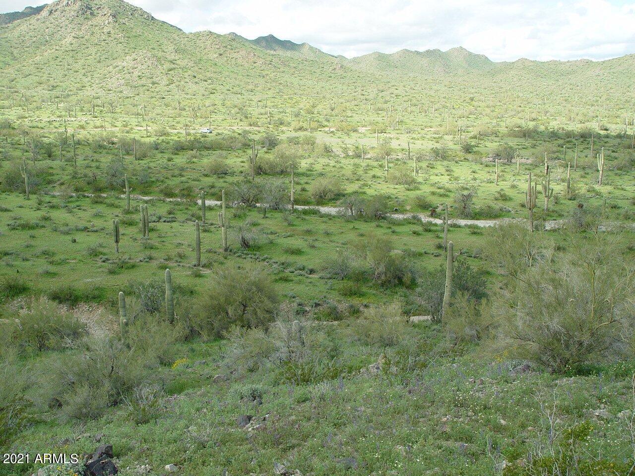 HIDDEN VALLEY HILLS - Land