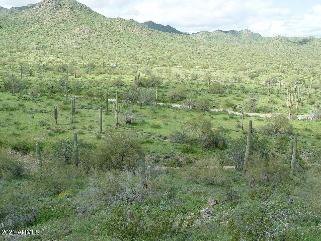 HIDDEN VALLEY HILLS - Land