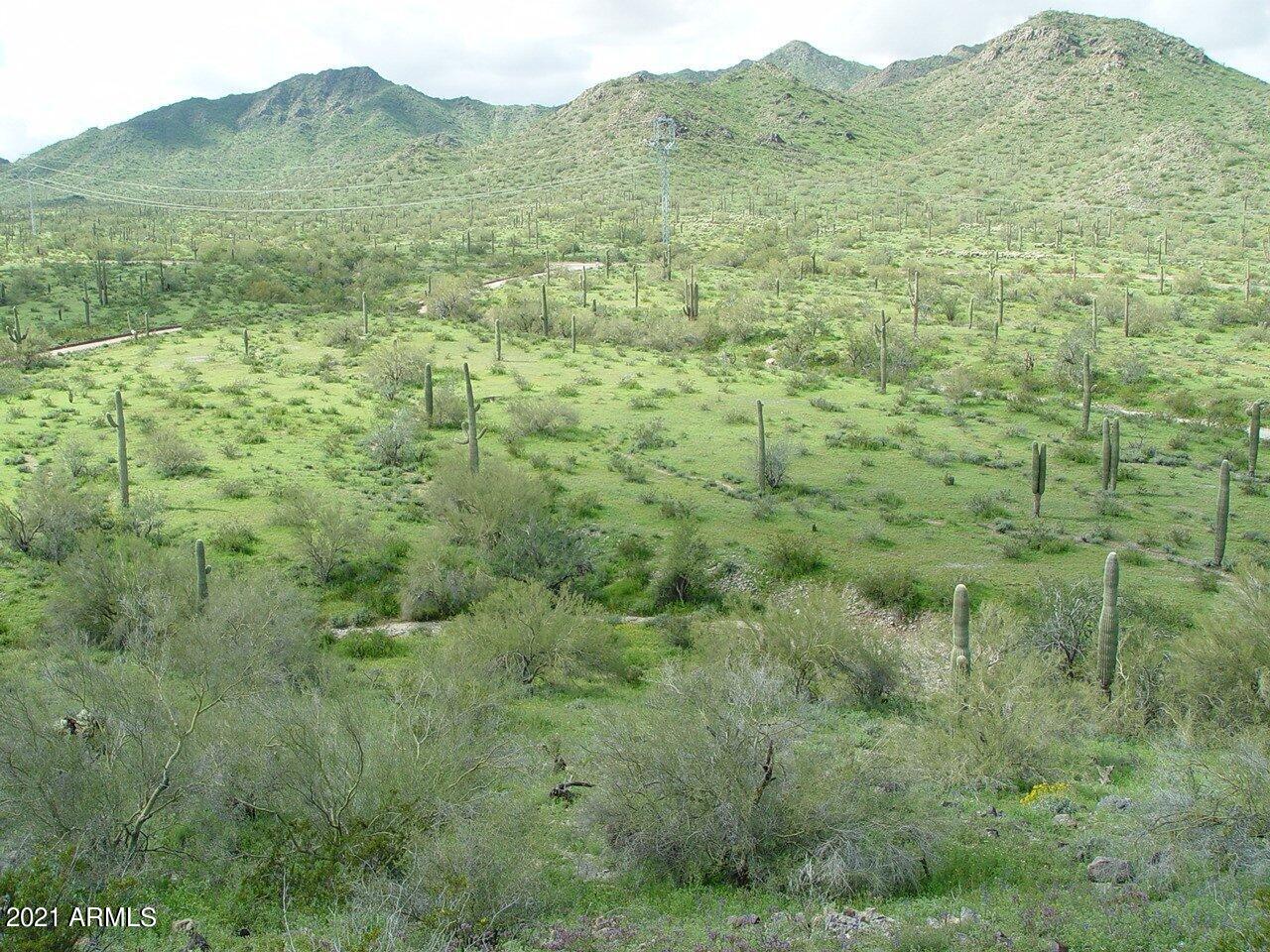 HIDDEN VALLEY HILLS - Land