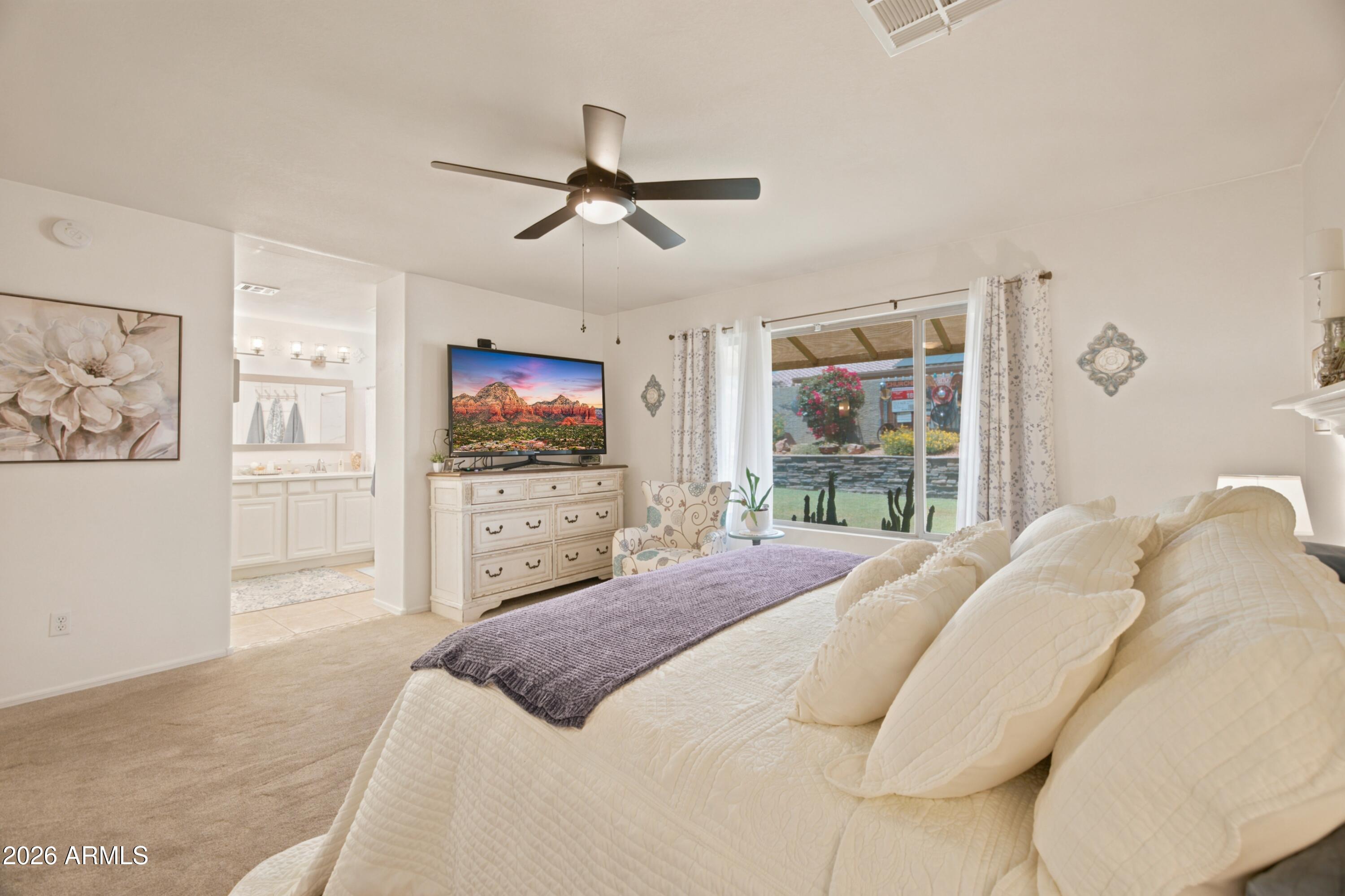 CRYSTAL MANOR - Residential