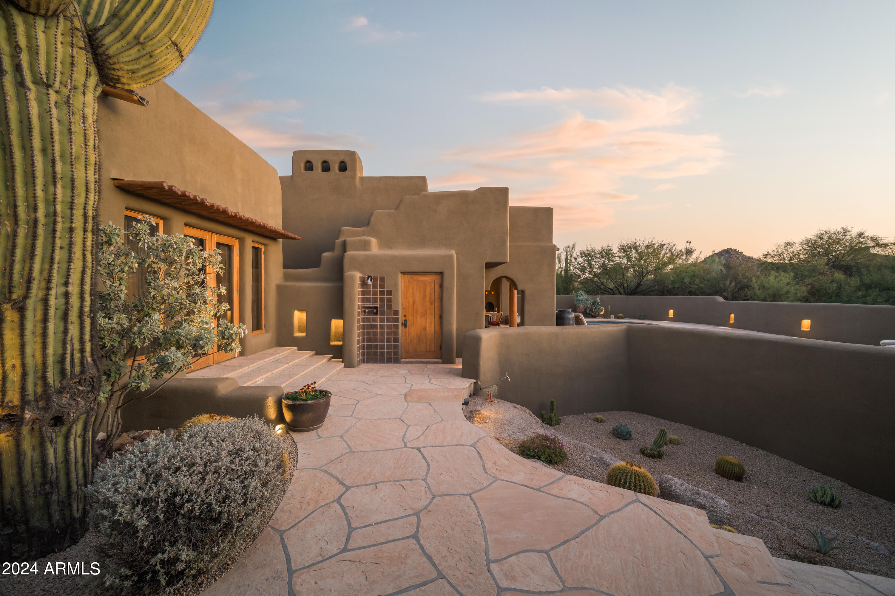 ADOBES DE LA TIERRA REPLAT - Residential