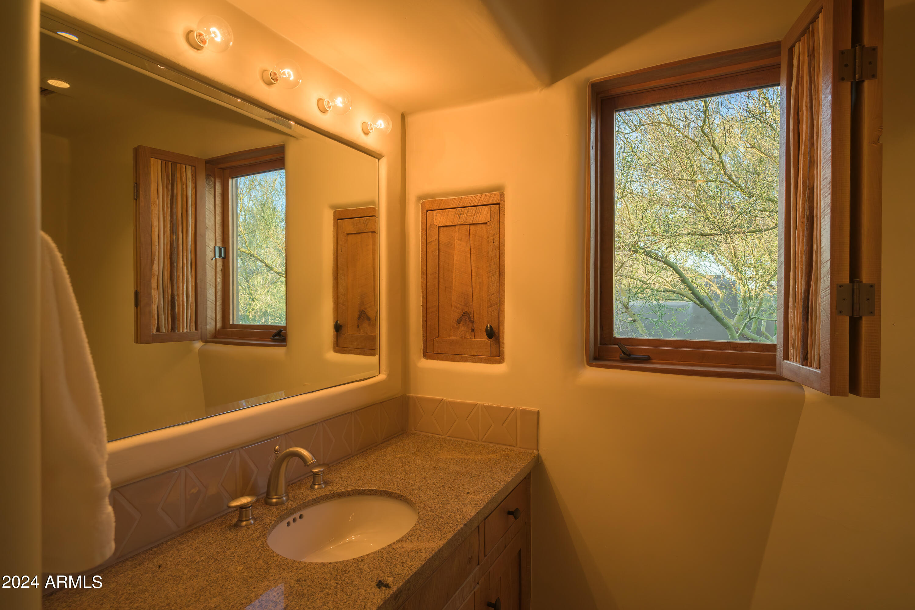 ADOBES DE LA TIERRA REPLAT - Residential