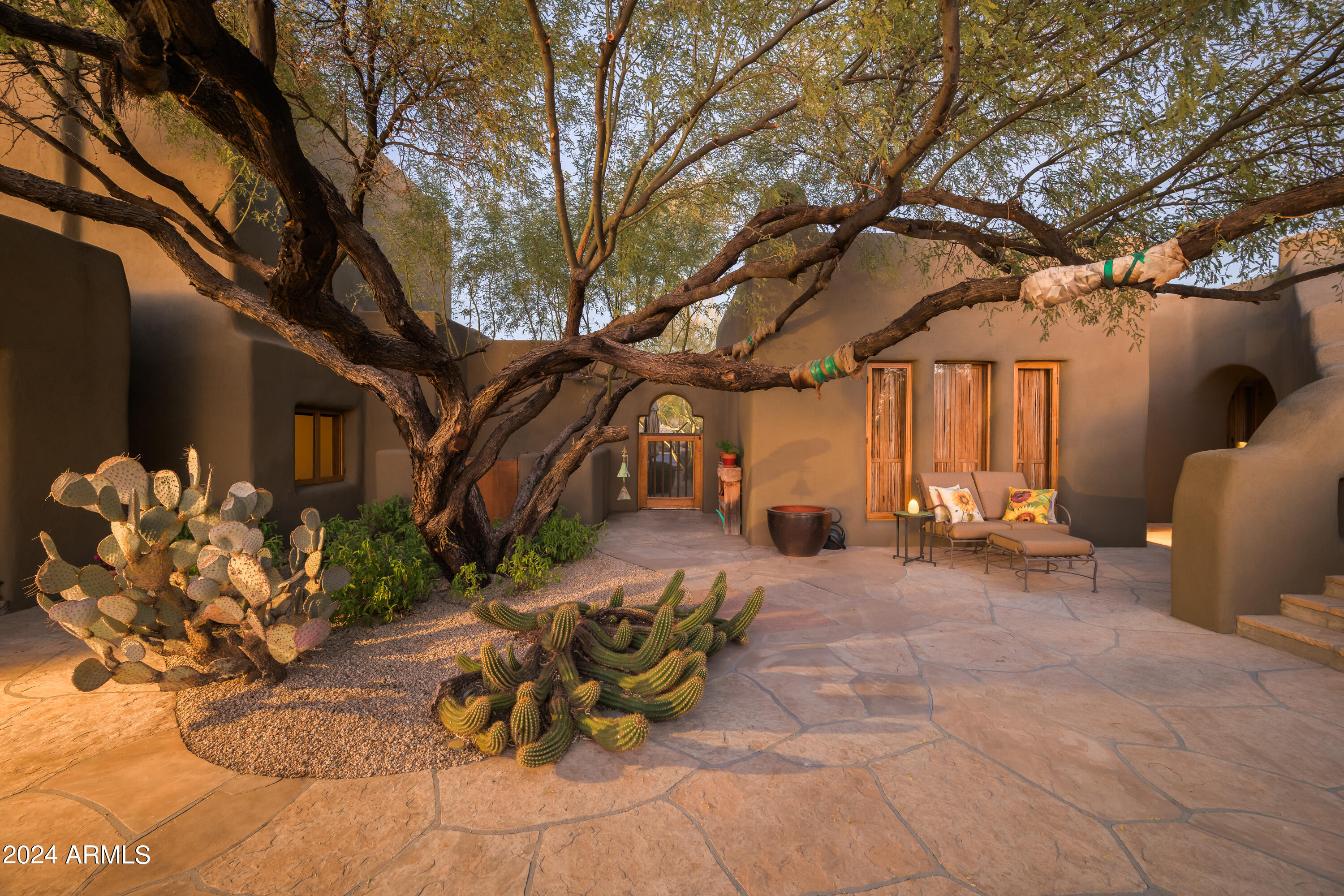ADOBES DE LA TIERRA REPLAT - Residential