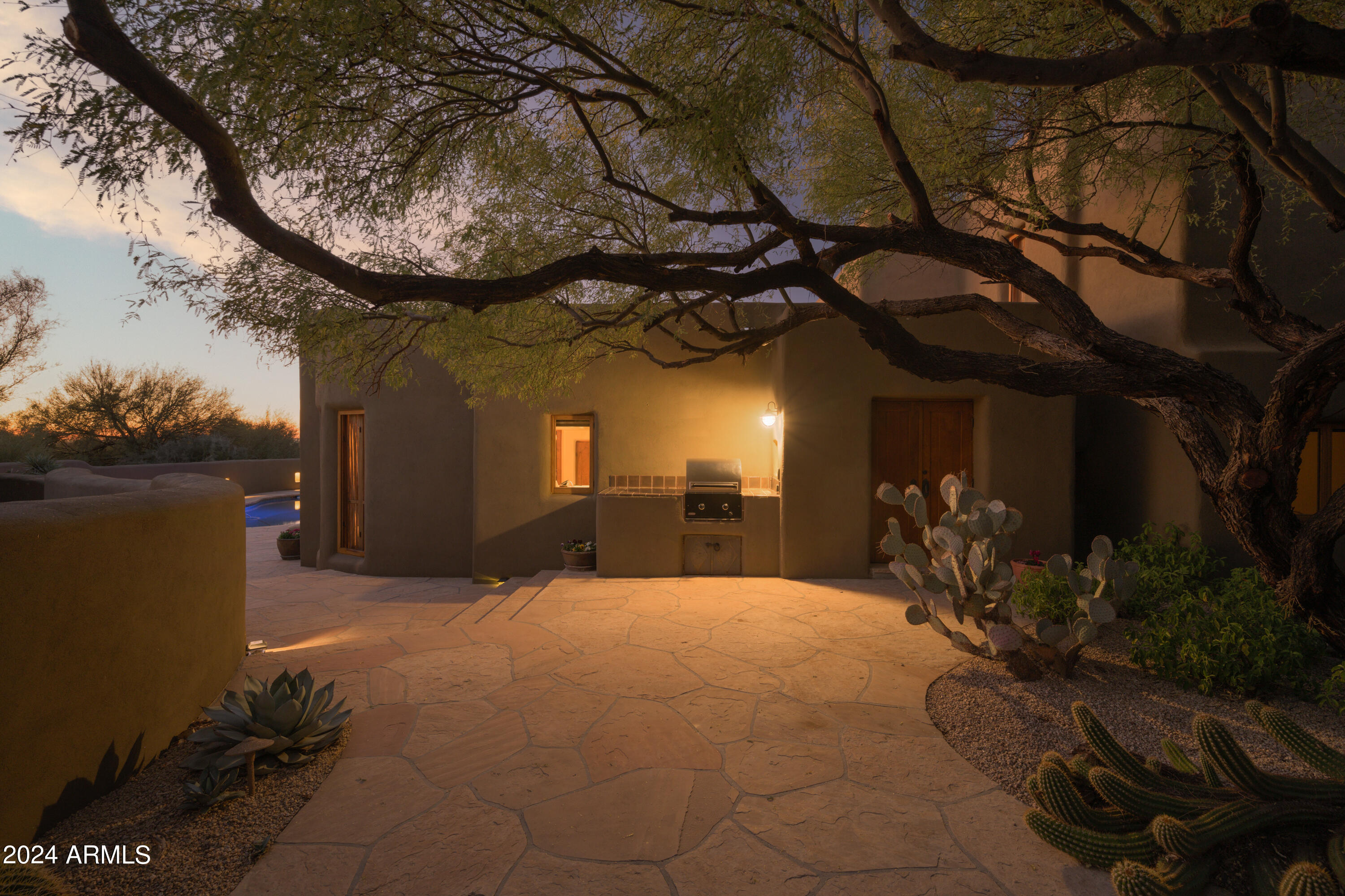 ADOBES DE LA TIERRA REPLAT - Residential