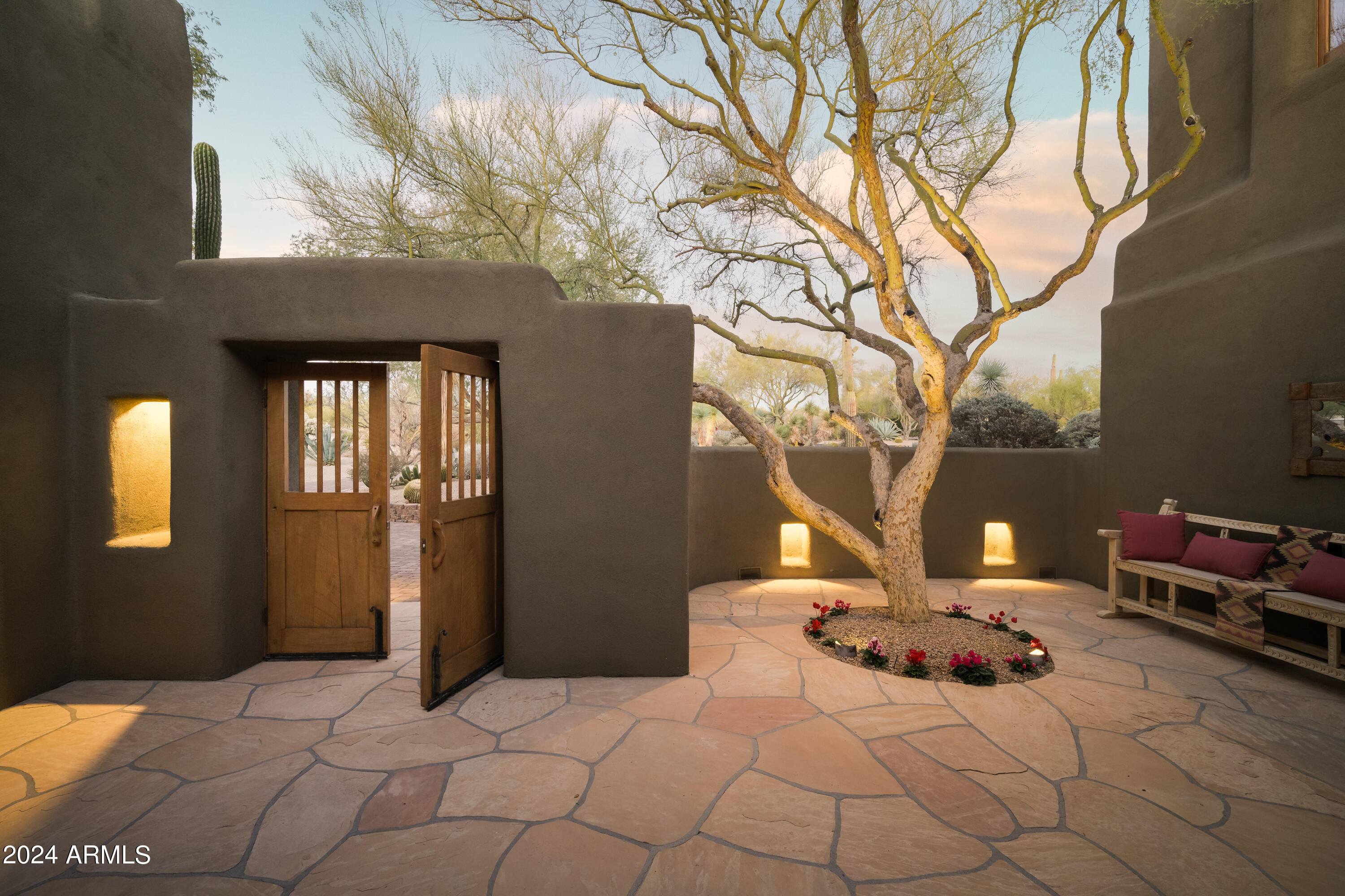 ADOBES DE LA TIERRA REPLAT - Residential