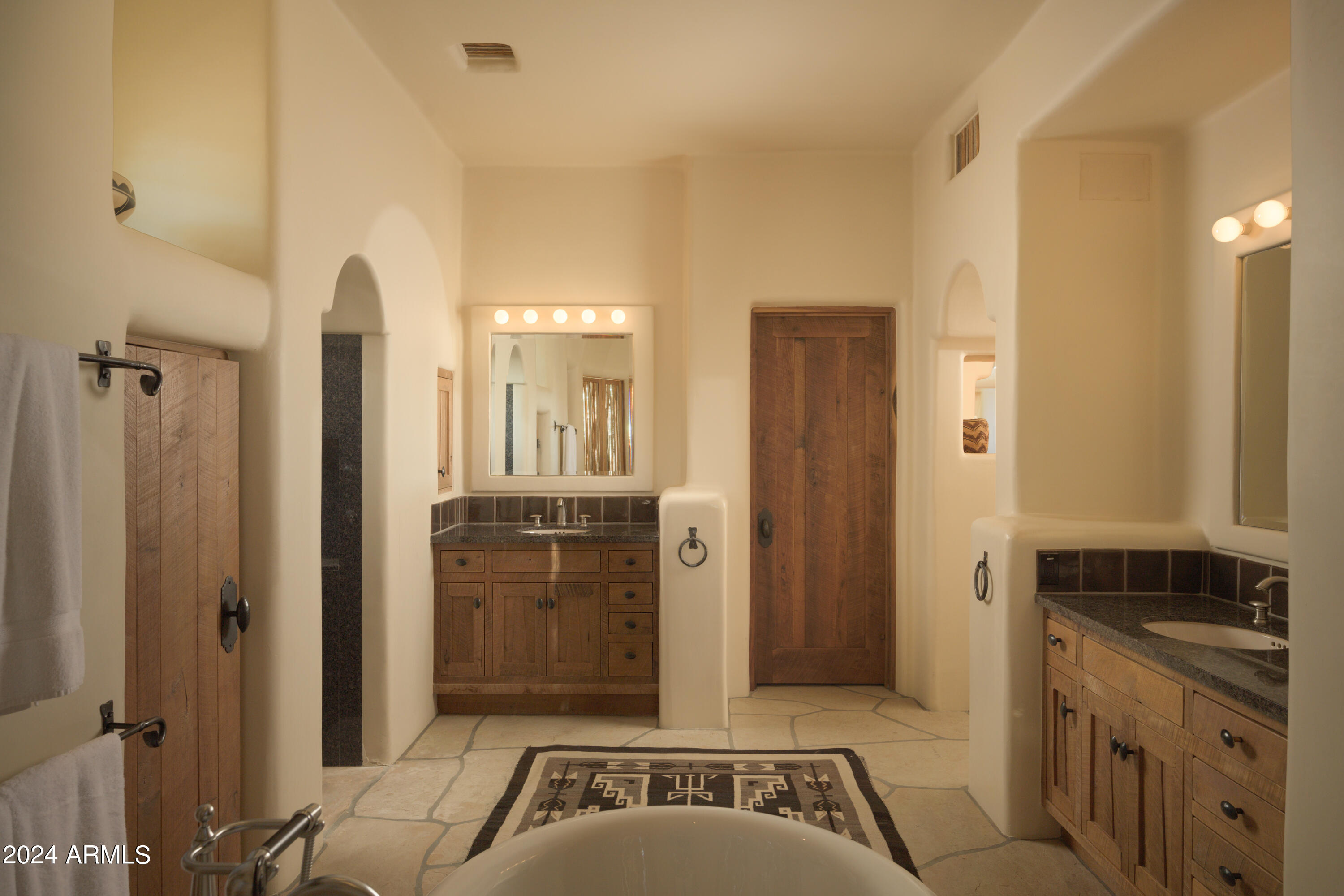 ADOBES DE LA TIERRA REPLAT - Residential