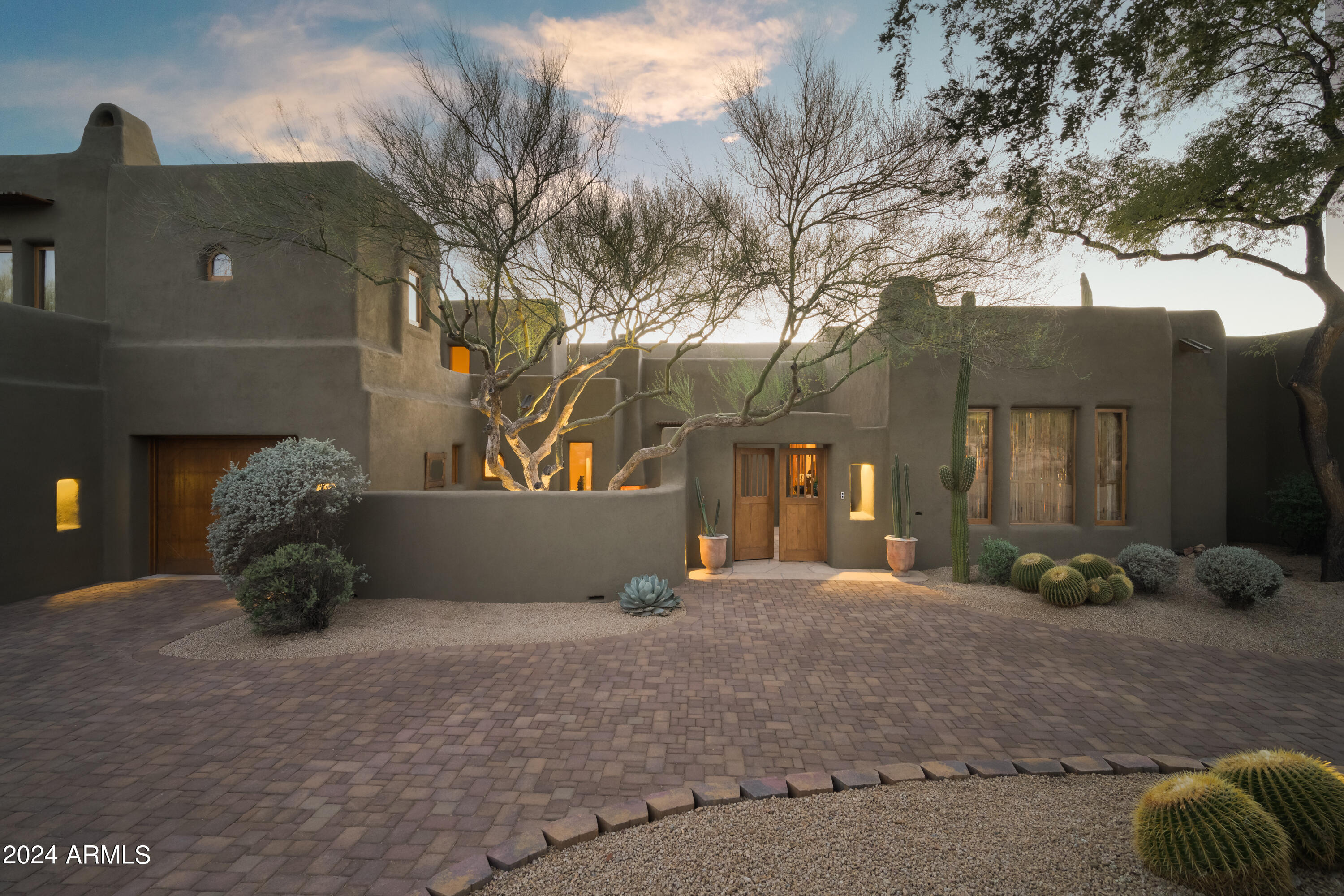 ADOBES DE LA TIERRA REPLAT - Residential