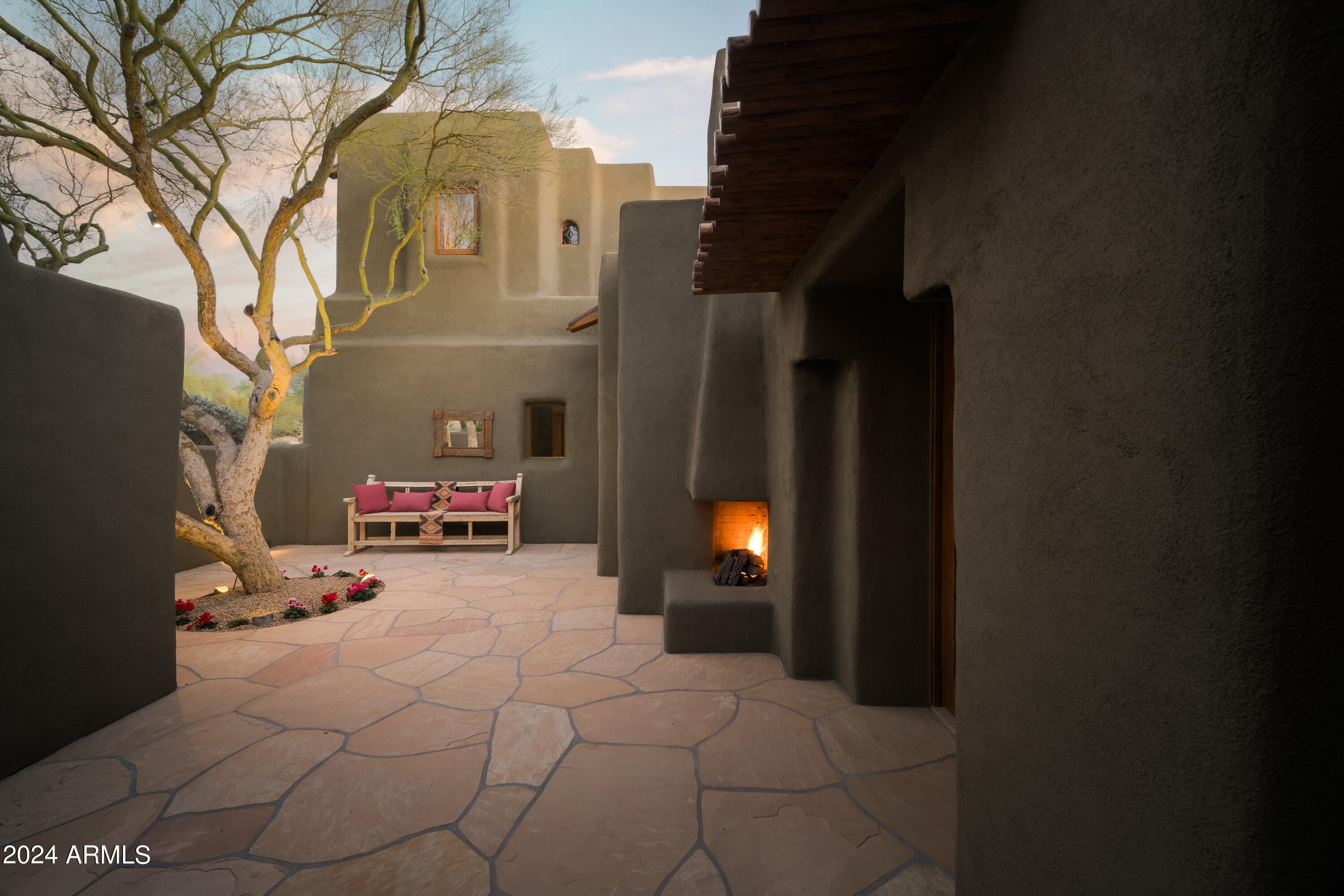 ADOBES DE LA TIERRA REPLAT - Residential