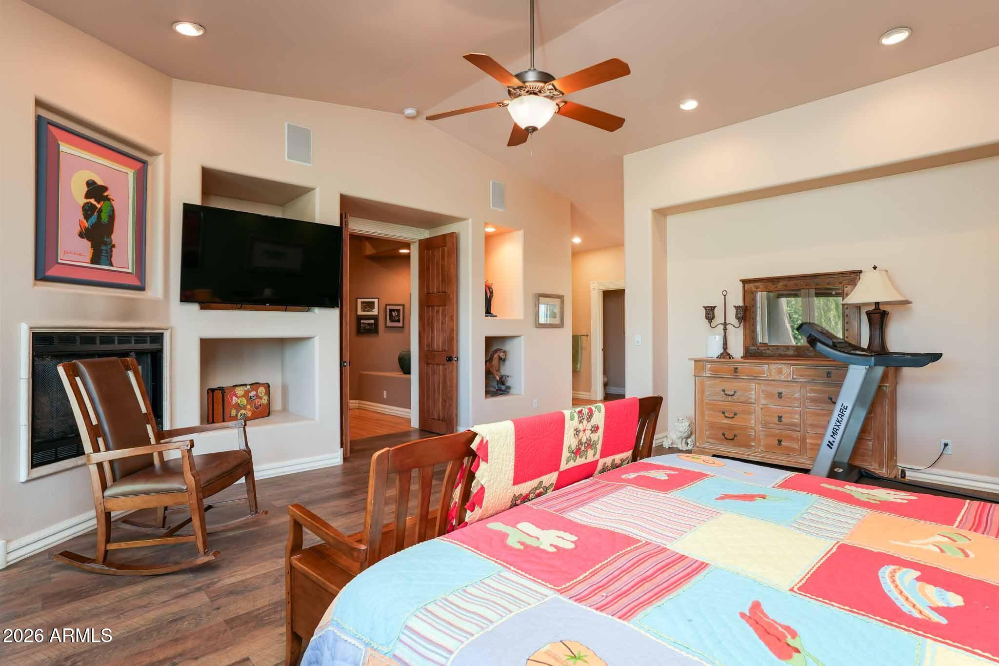 Under 5 acres - Residential