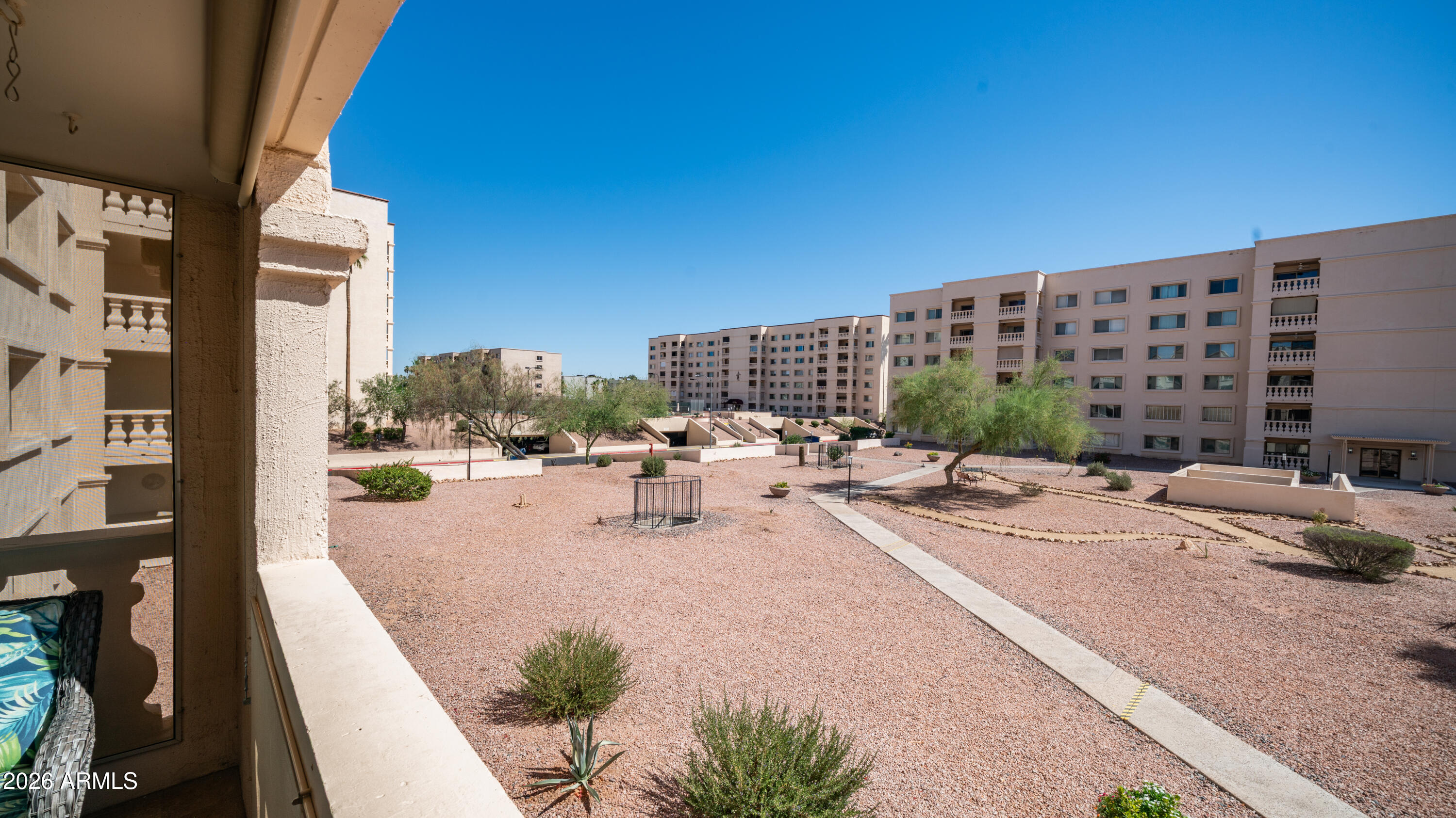 SCOTTSDALE SHADOWS 2 - Residential