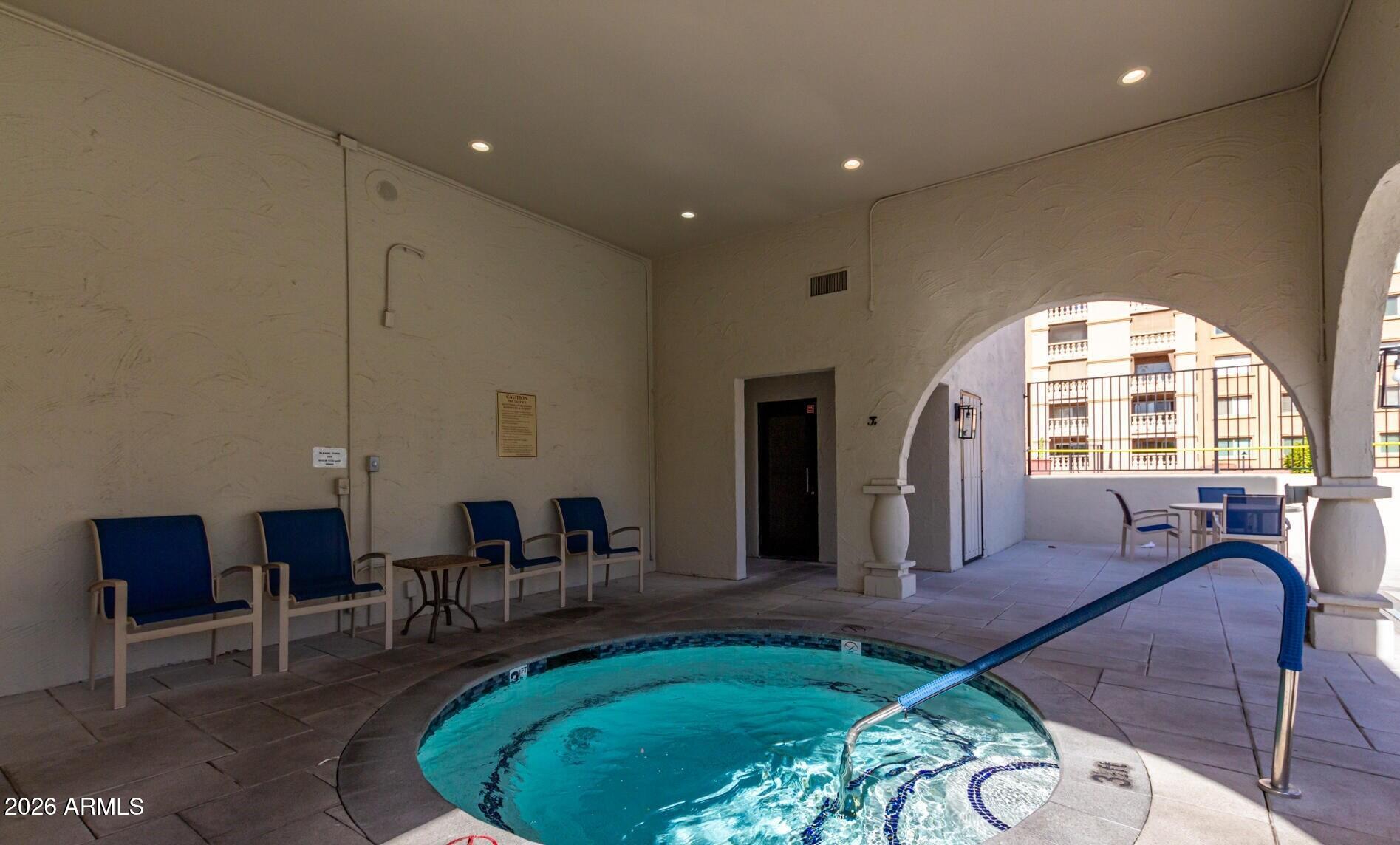 SCOTTSDALE SHADOWS 2 - Residential