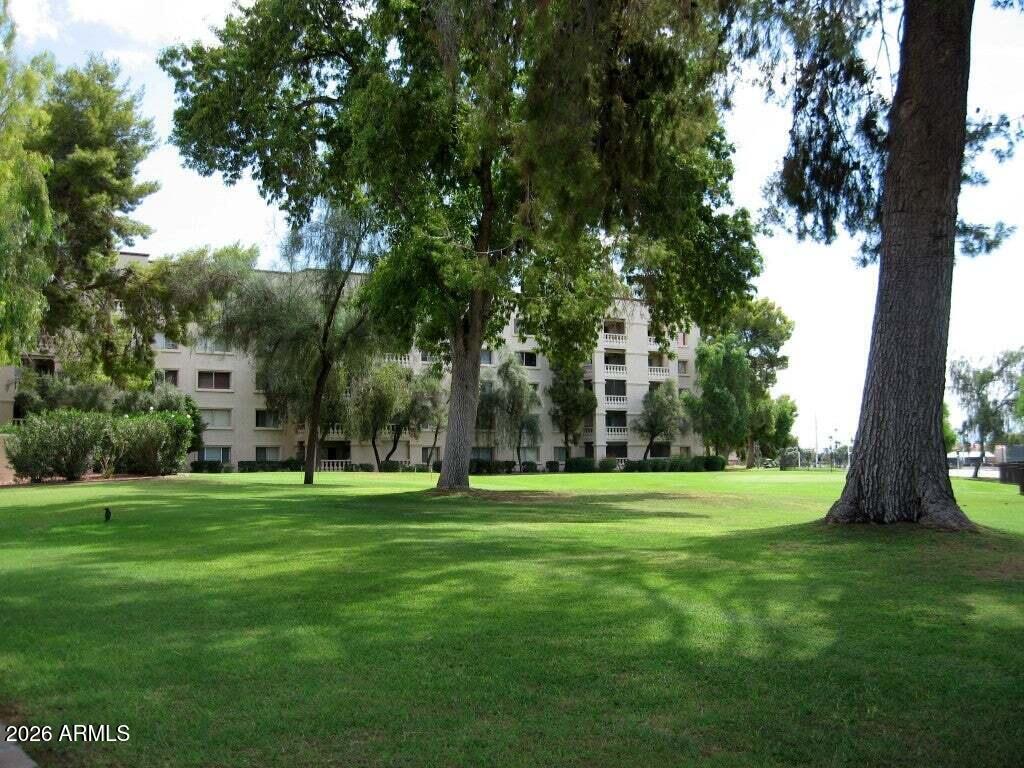 SCOTTSDALE SHADOWS 2 - Residential