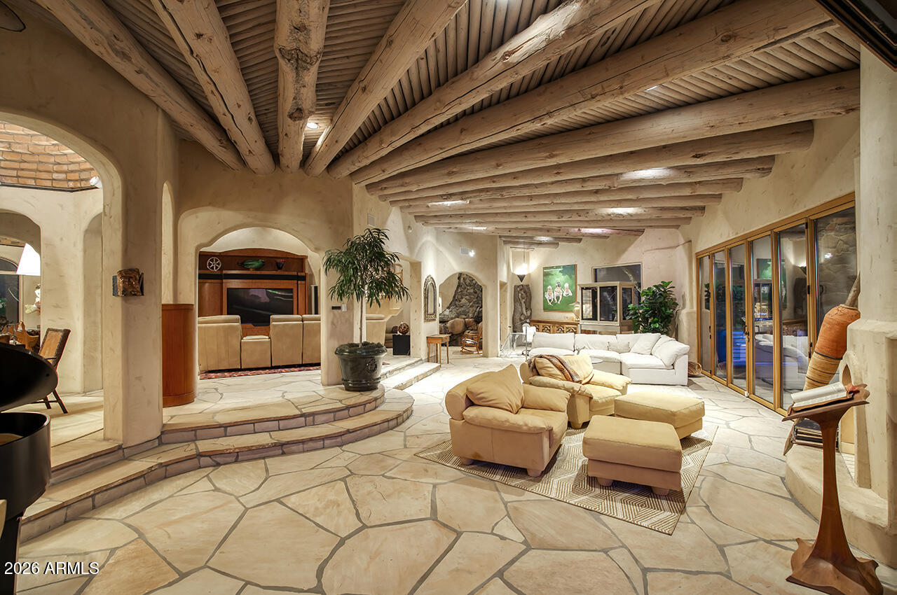 PINNACLE PEAK HEIGHTS - Residential