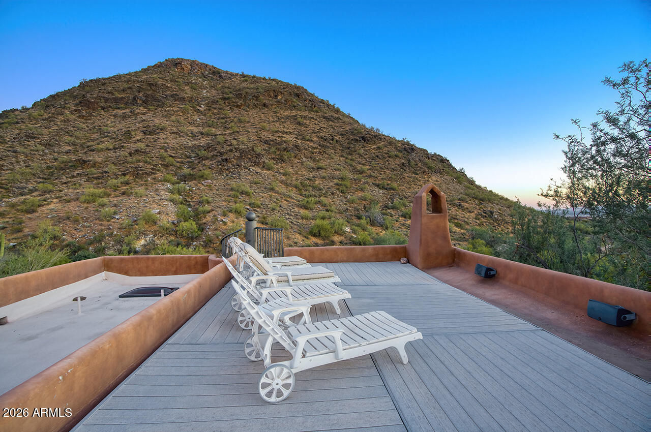 PINNACLE PEAK HEIGHTS - Residential