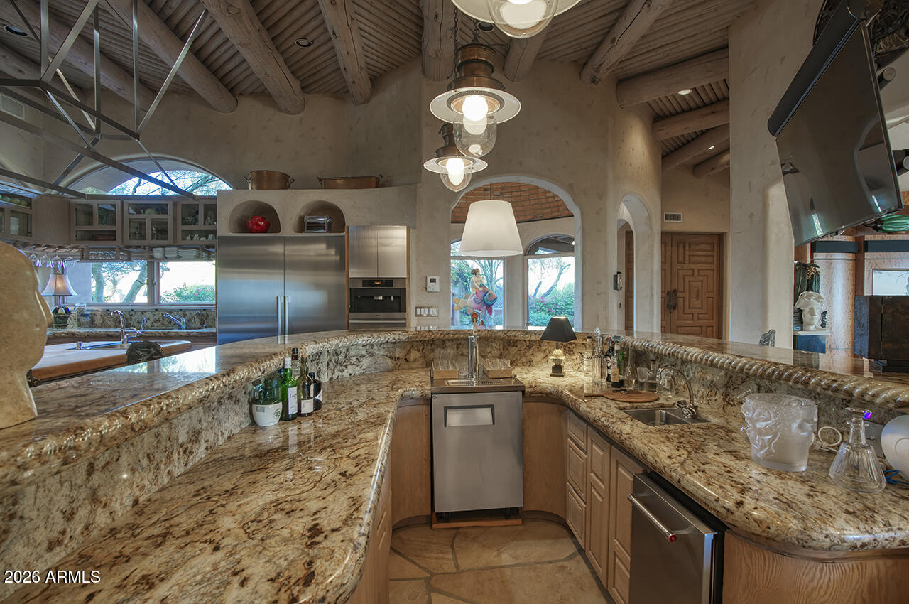 PINNACLE PEAK HEIGHTS - Residential