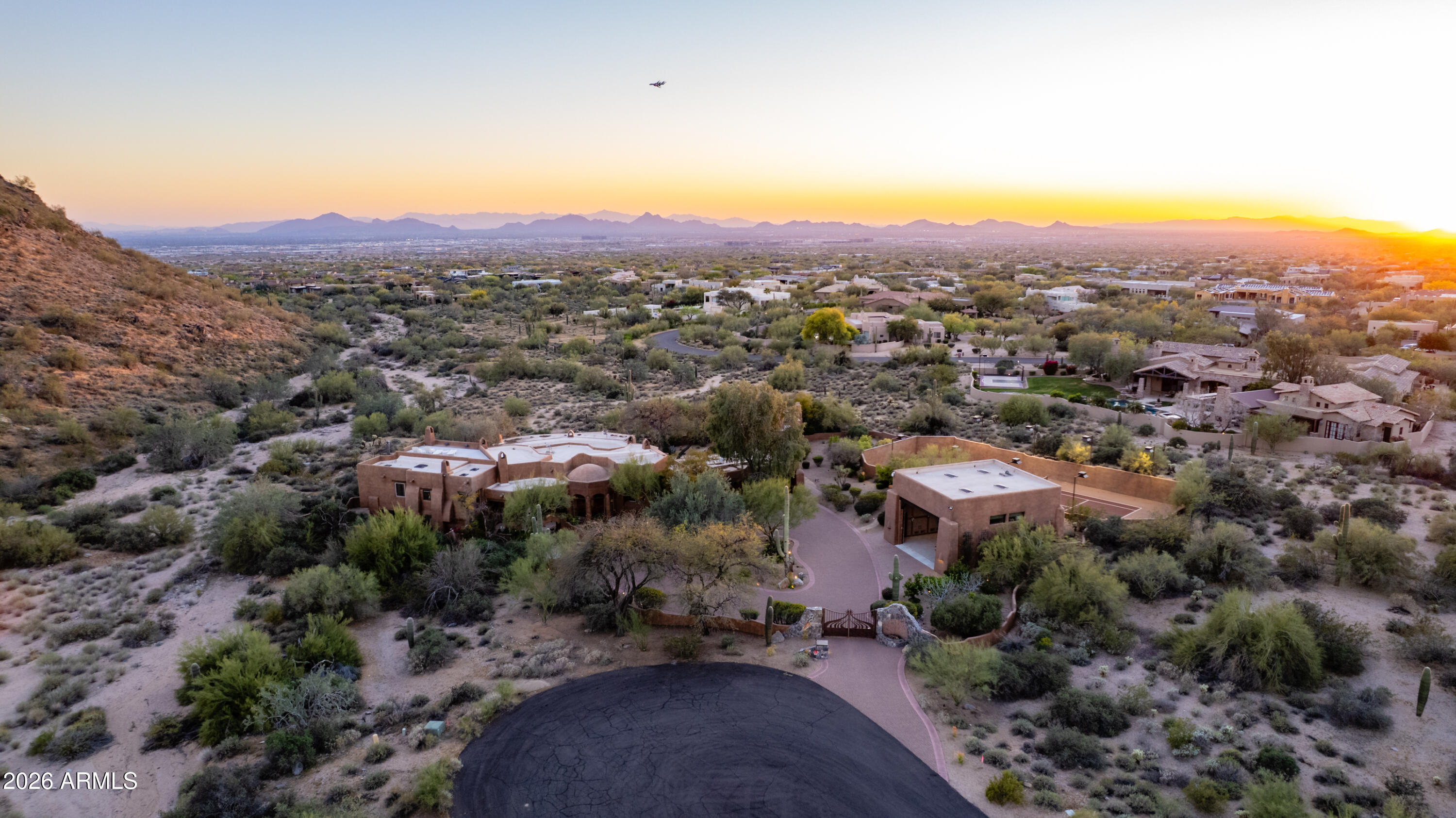 PINNACLE PEAK HEIGHTS - Residential