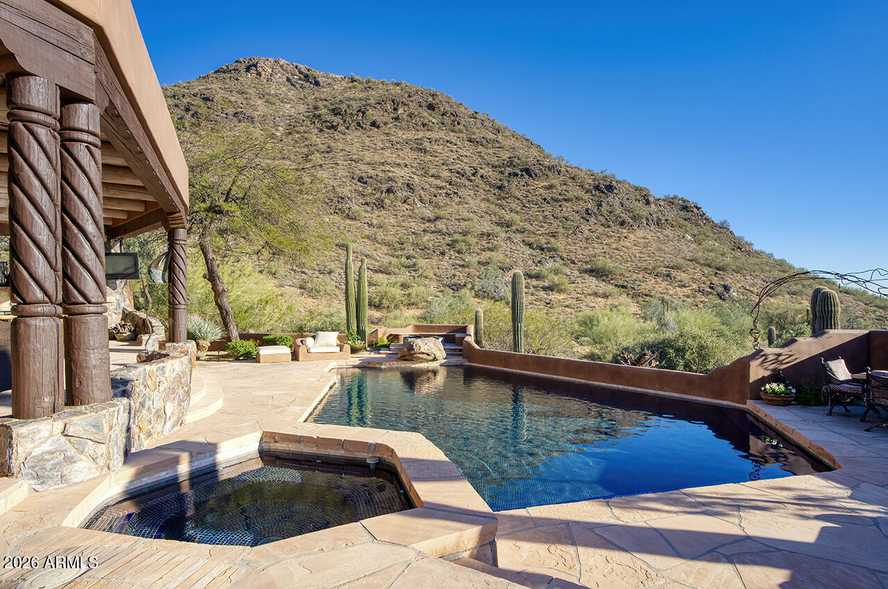 PINNACLE PEAK HEIGHTS - Residential