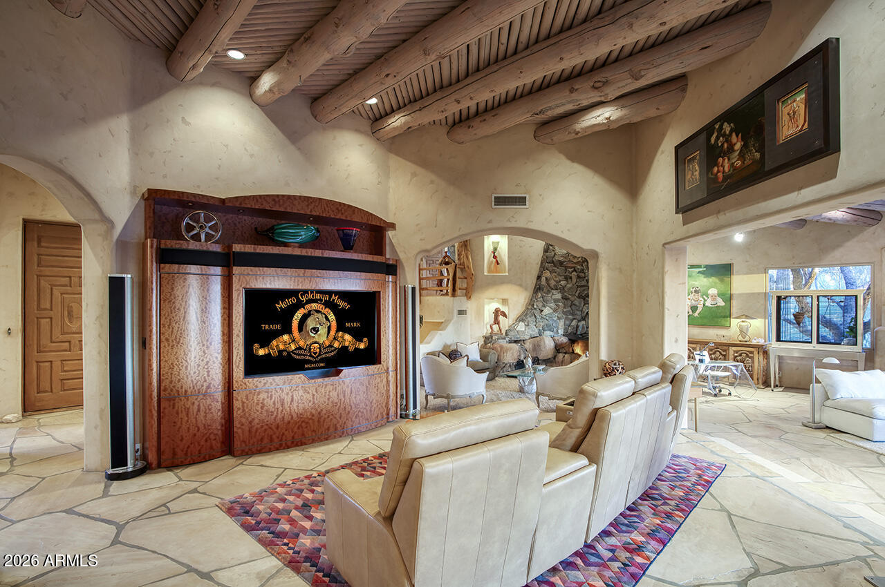 PINNACLE PEAK HEIGHTS - Residential