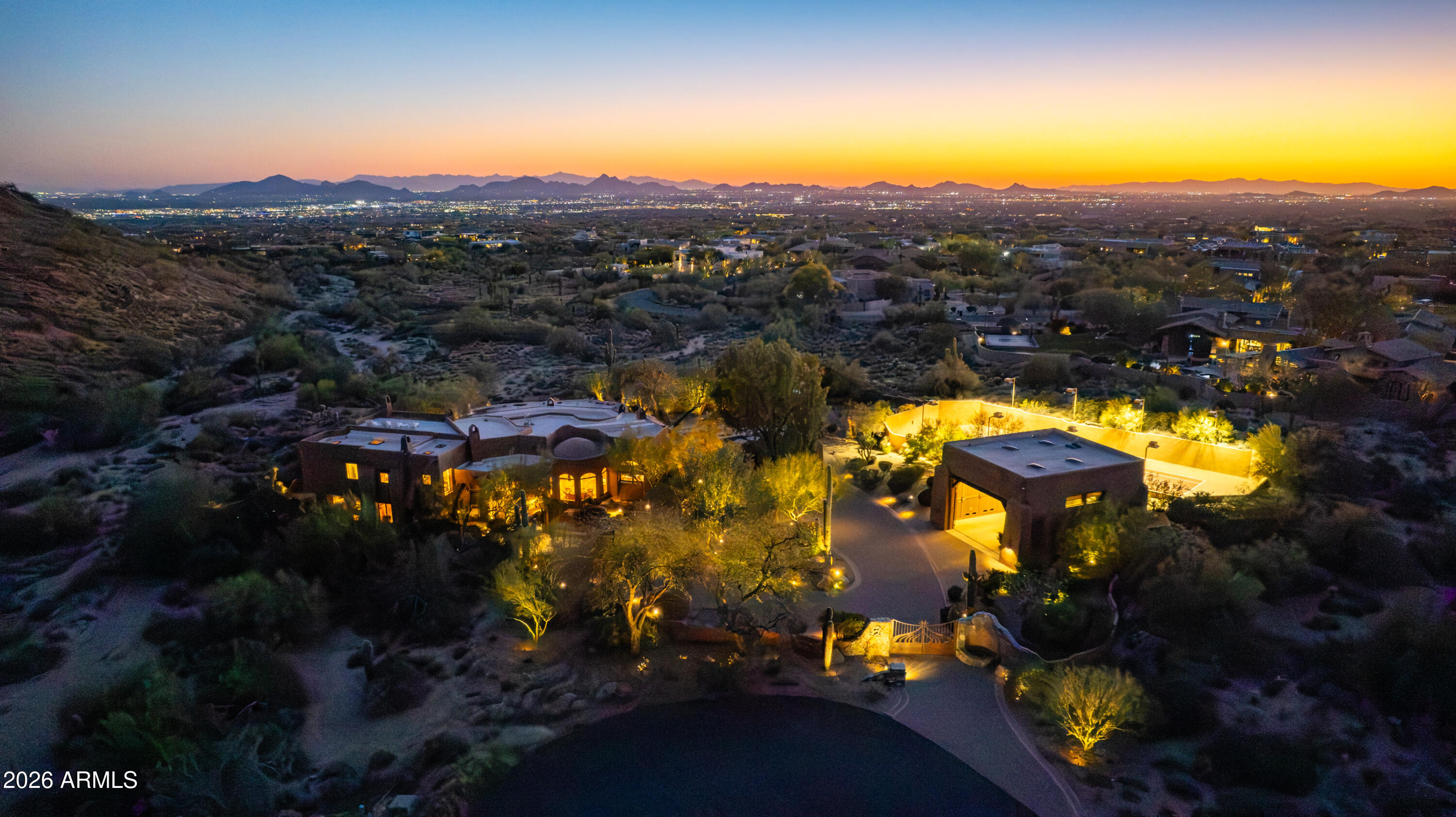 PINNACLE PEAK HEIGHTS - Residential