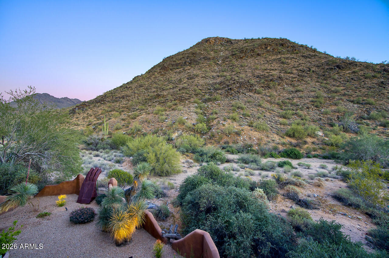 PINNACLE PEAK HEIGHTS - Residential