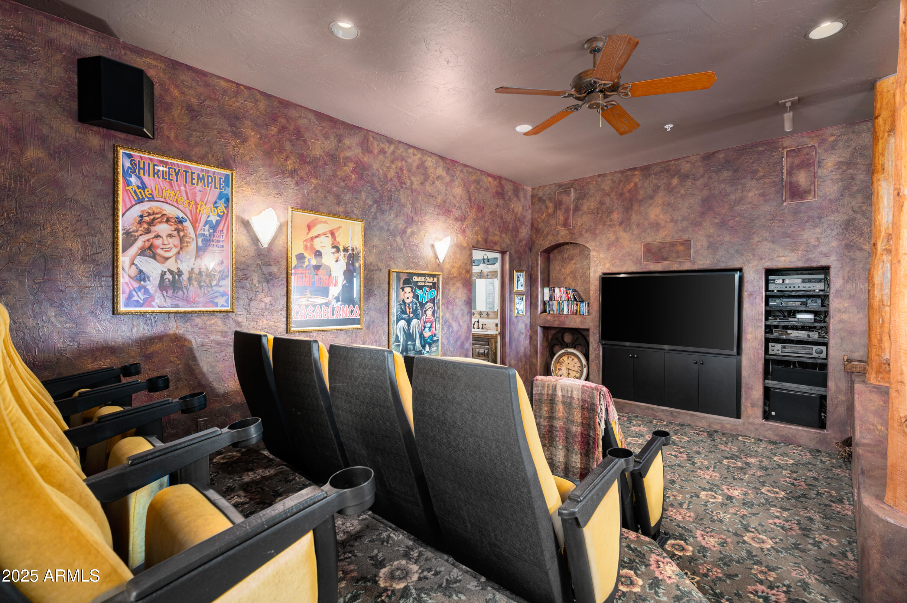 PINNACLE PEAK VISTAS 3 LOT 1-210 TR A-B - Residential