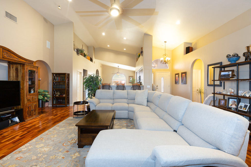 LA TERRAZA PHASE A - Residential