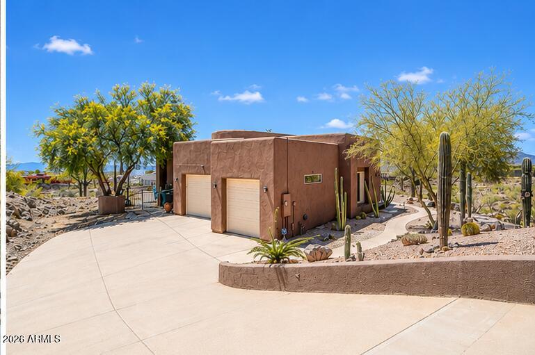 Custom Home In North Phoenix - Residential