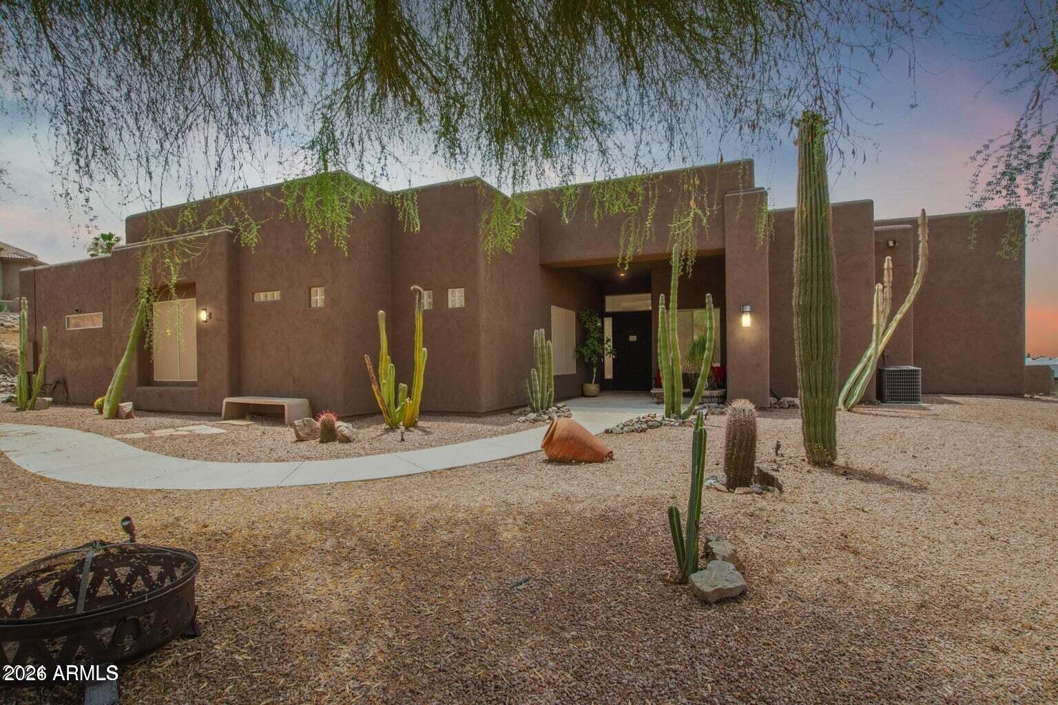 Custom Home In North Phoenix - Residential