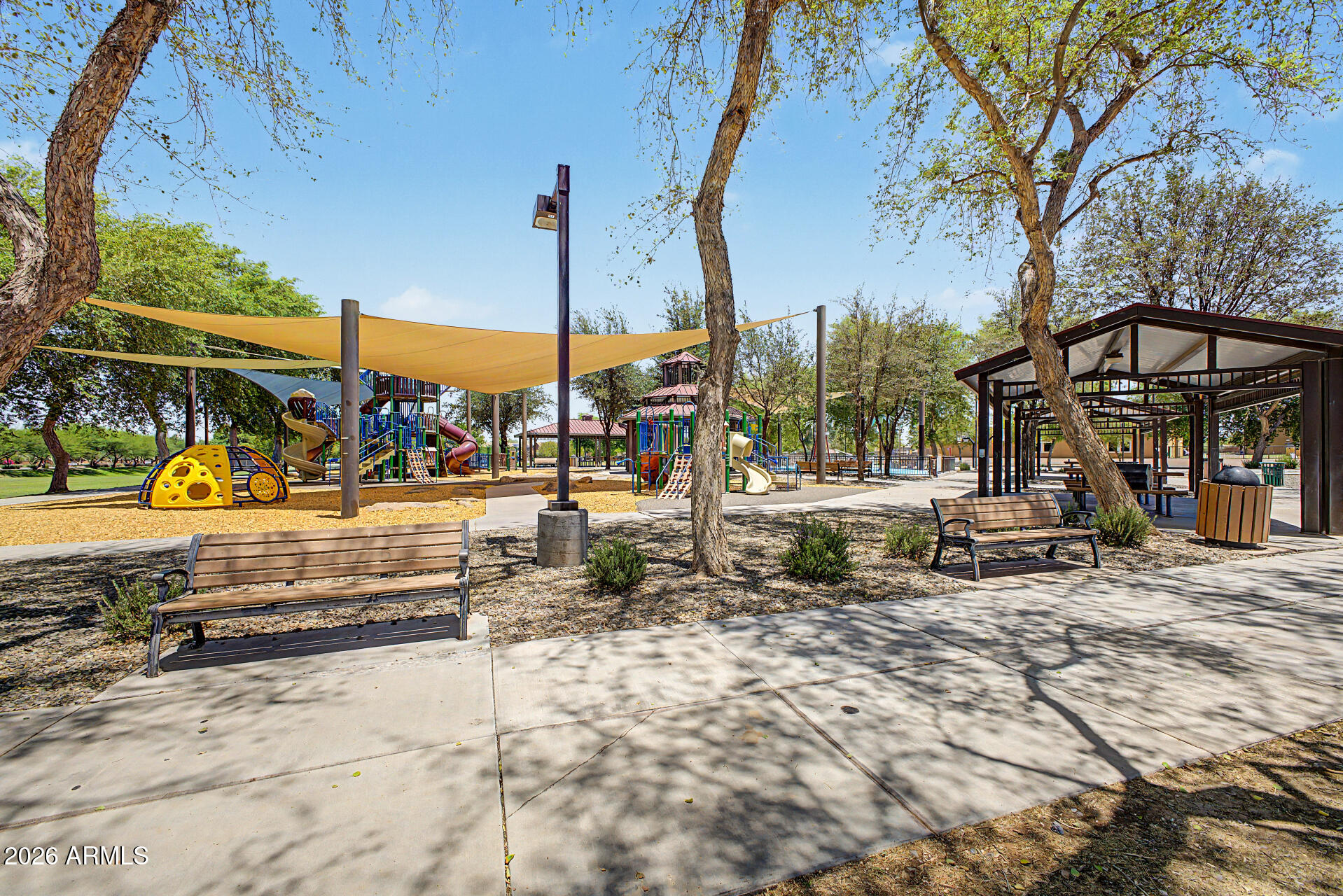 FESTIVAL FOOTHILLS - Residential
