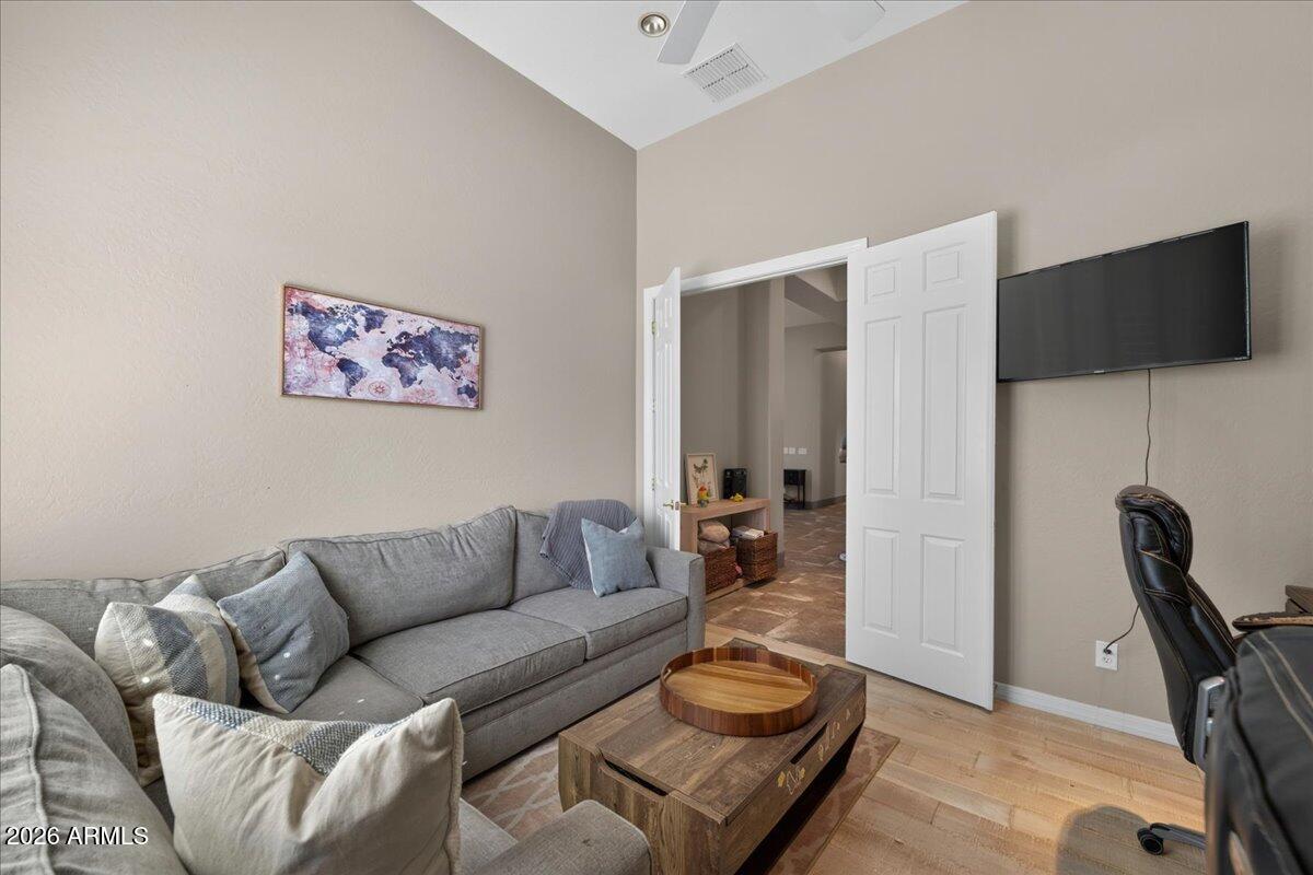 ANTHEM UNIT 24 - Residential
