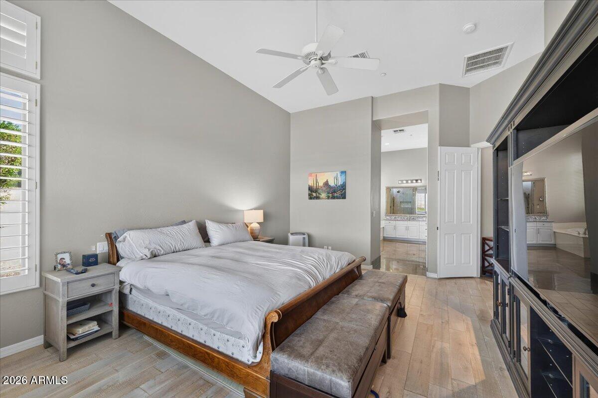 ANTHEM UNIT 24 - Residential