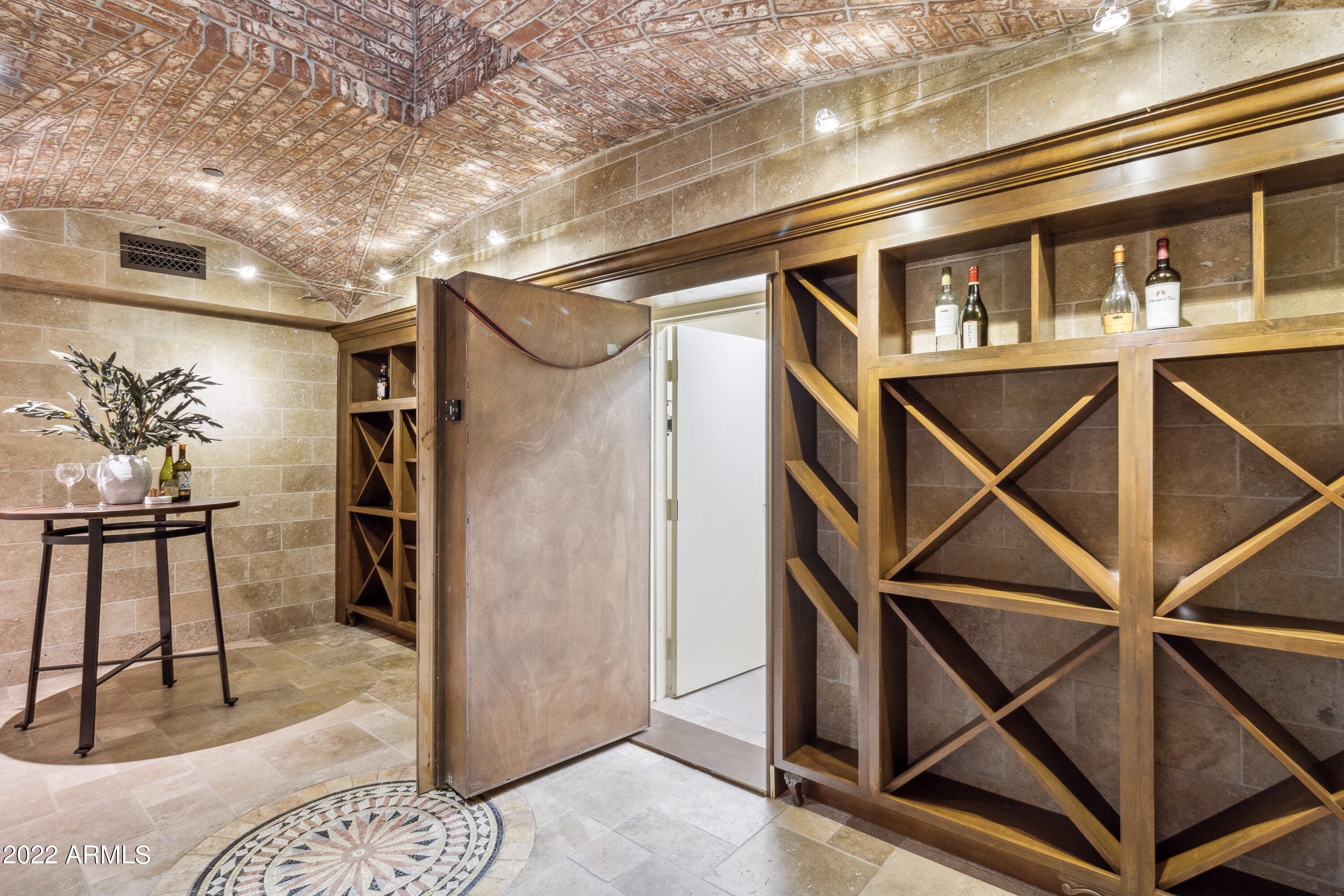 GARY ESTATES - Residential