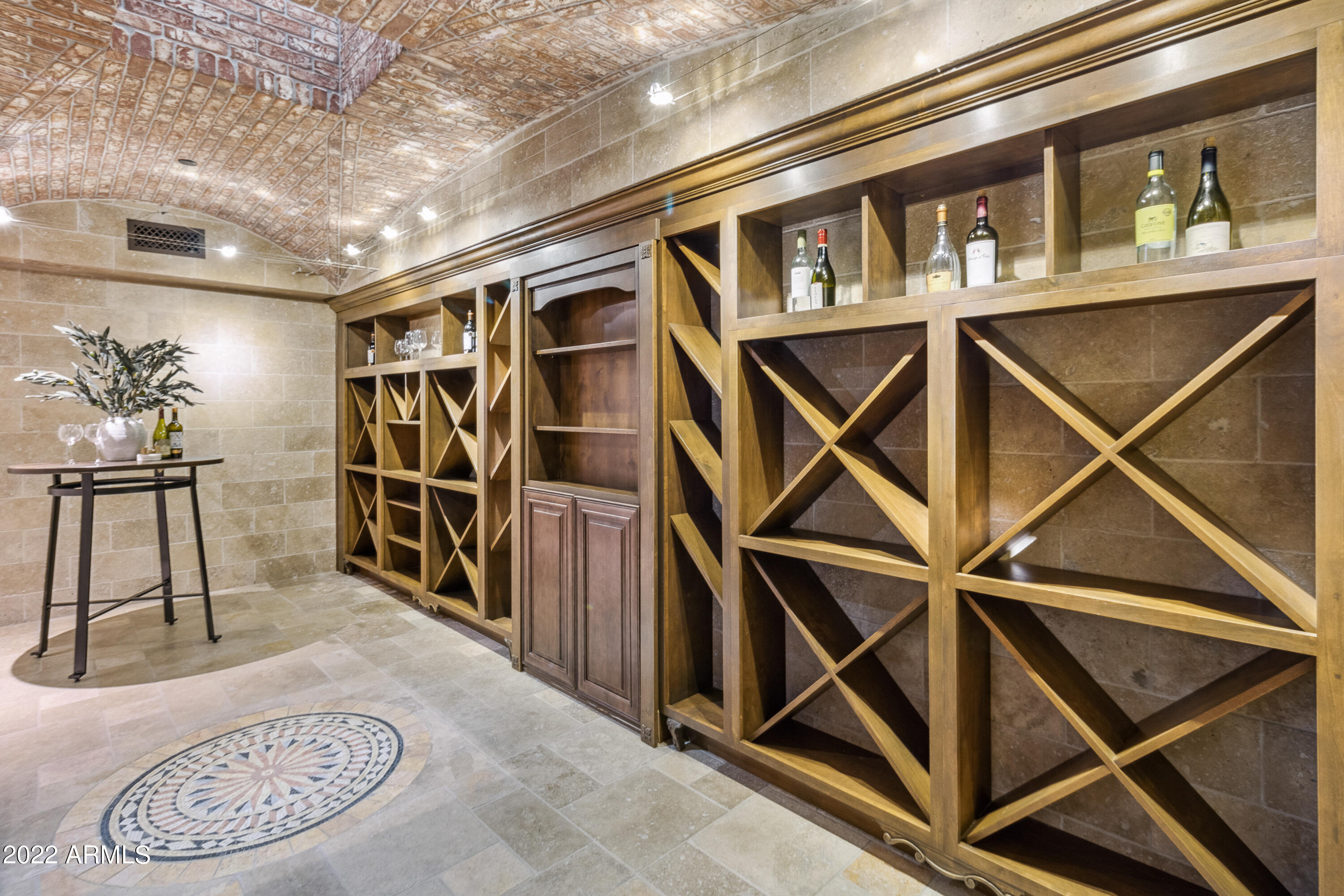 GARY ESTATES - Residential
