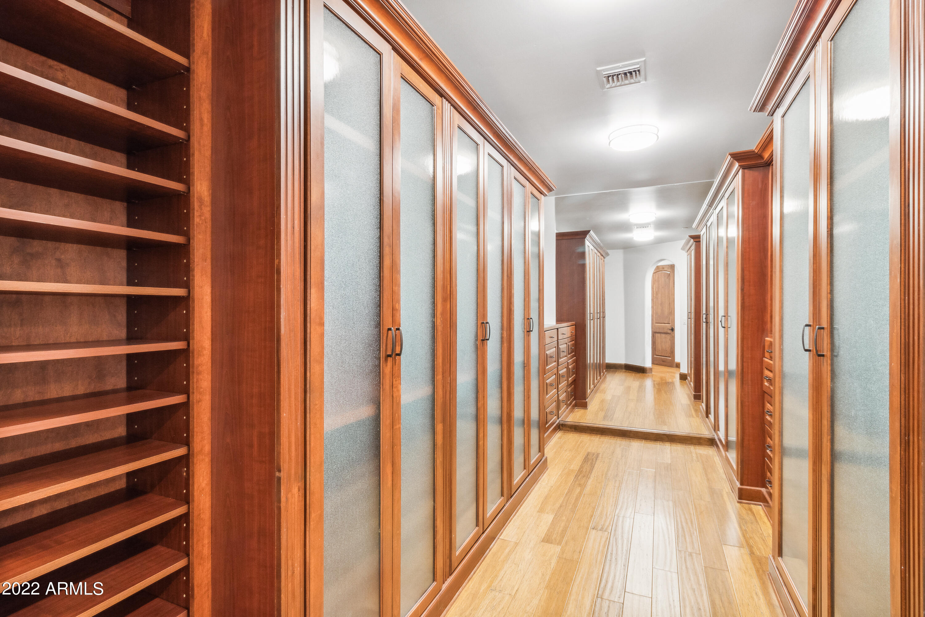 GARY ESTATES - Residential