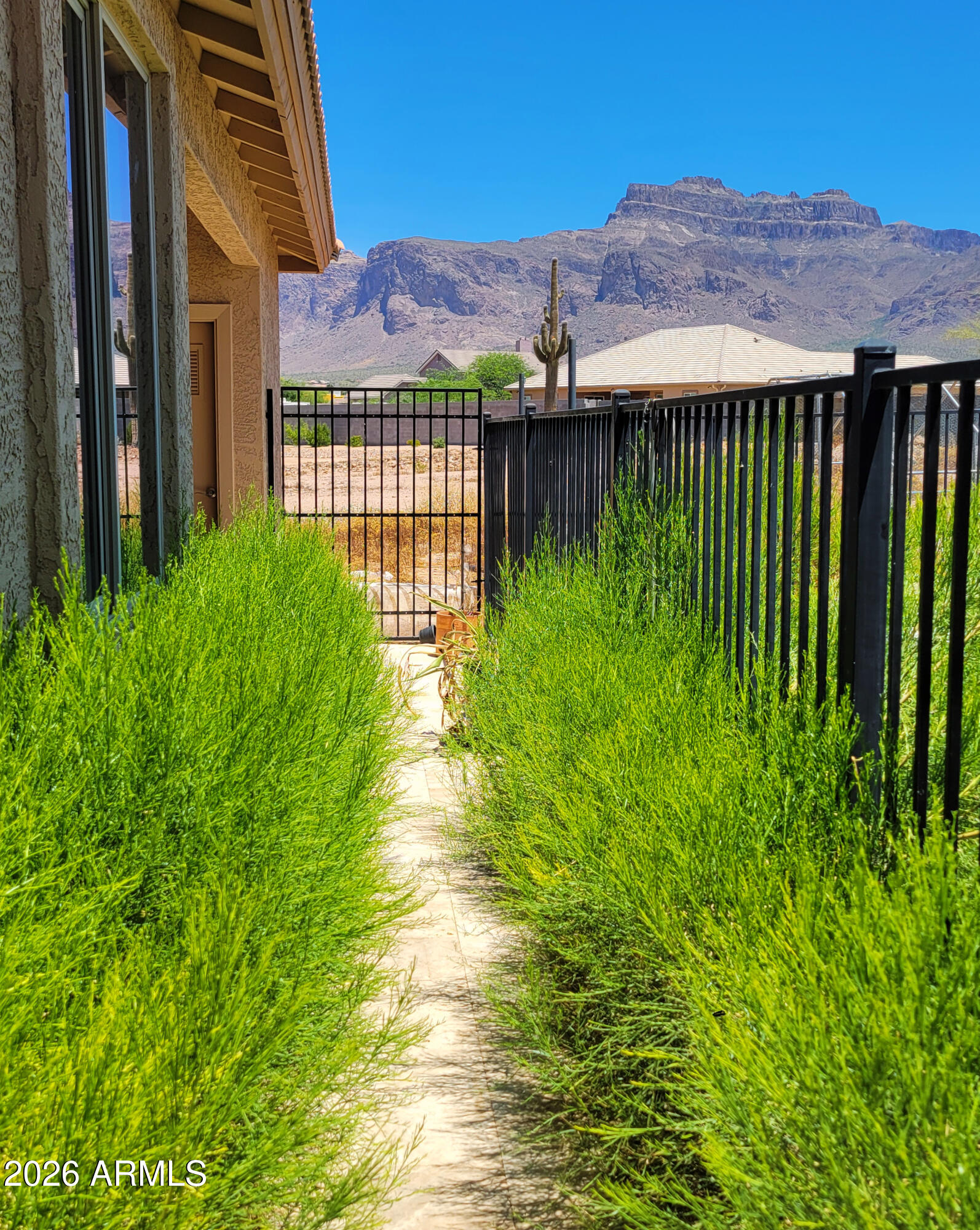 SW NE NW SW OF SEC 25-1N-8E 2.50 AC - Residential