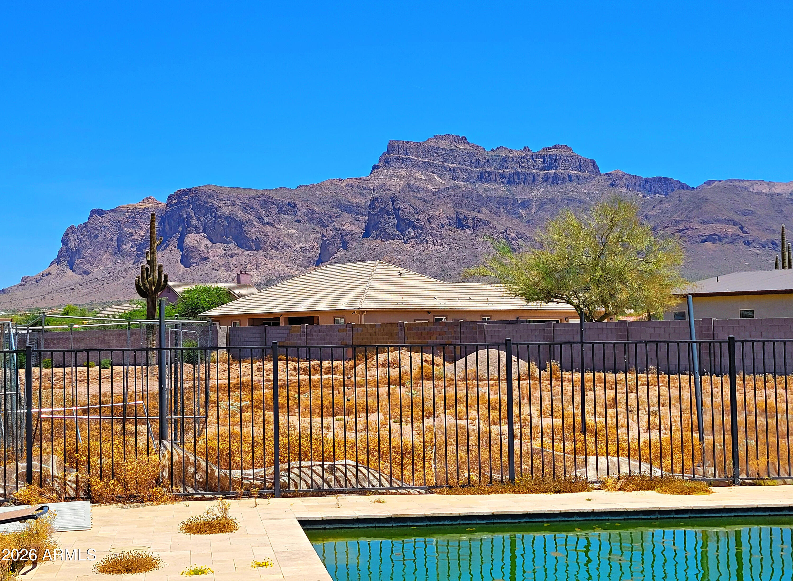 SW NE NW SW OF SEC 25-1N-8E 2.50 AC - Residential
