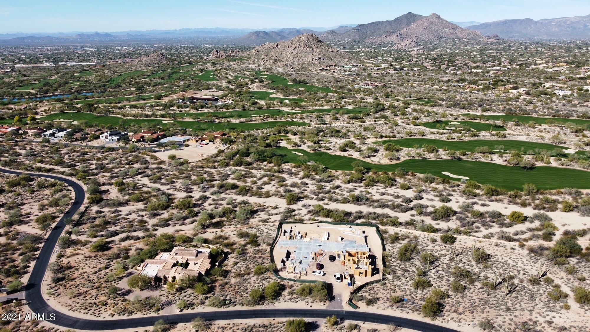 WHISPER ROCK UNIT 3 - Residential