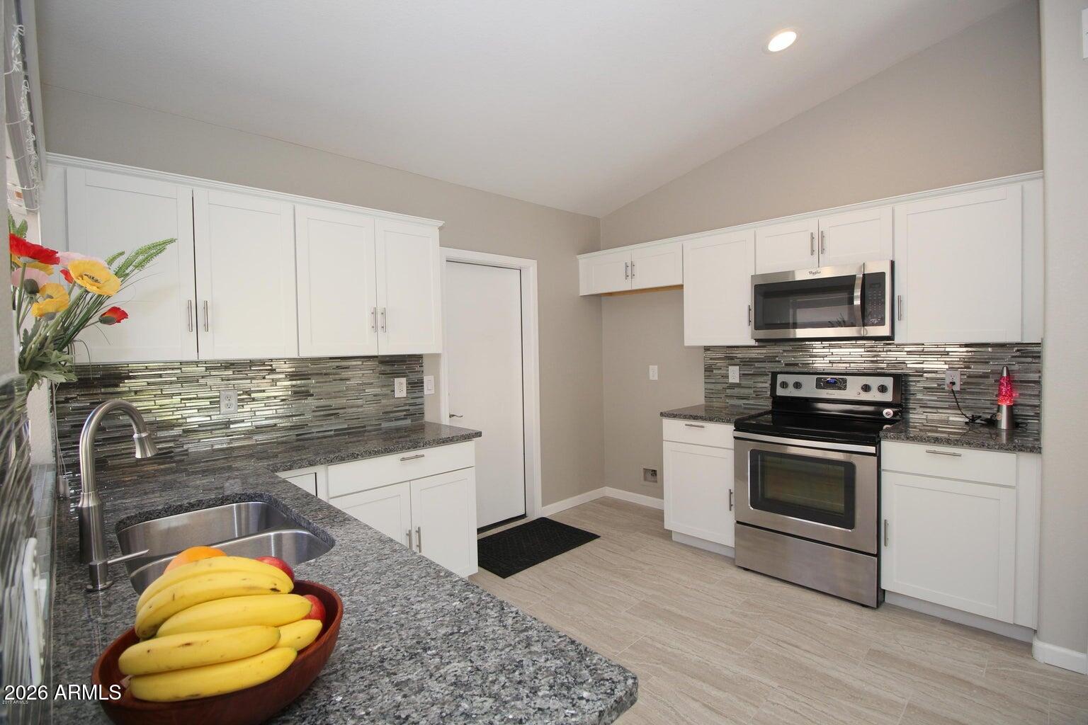 PROVINCES 1 PHASE 1B - Residential