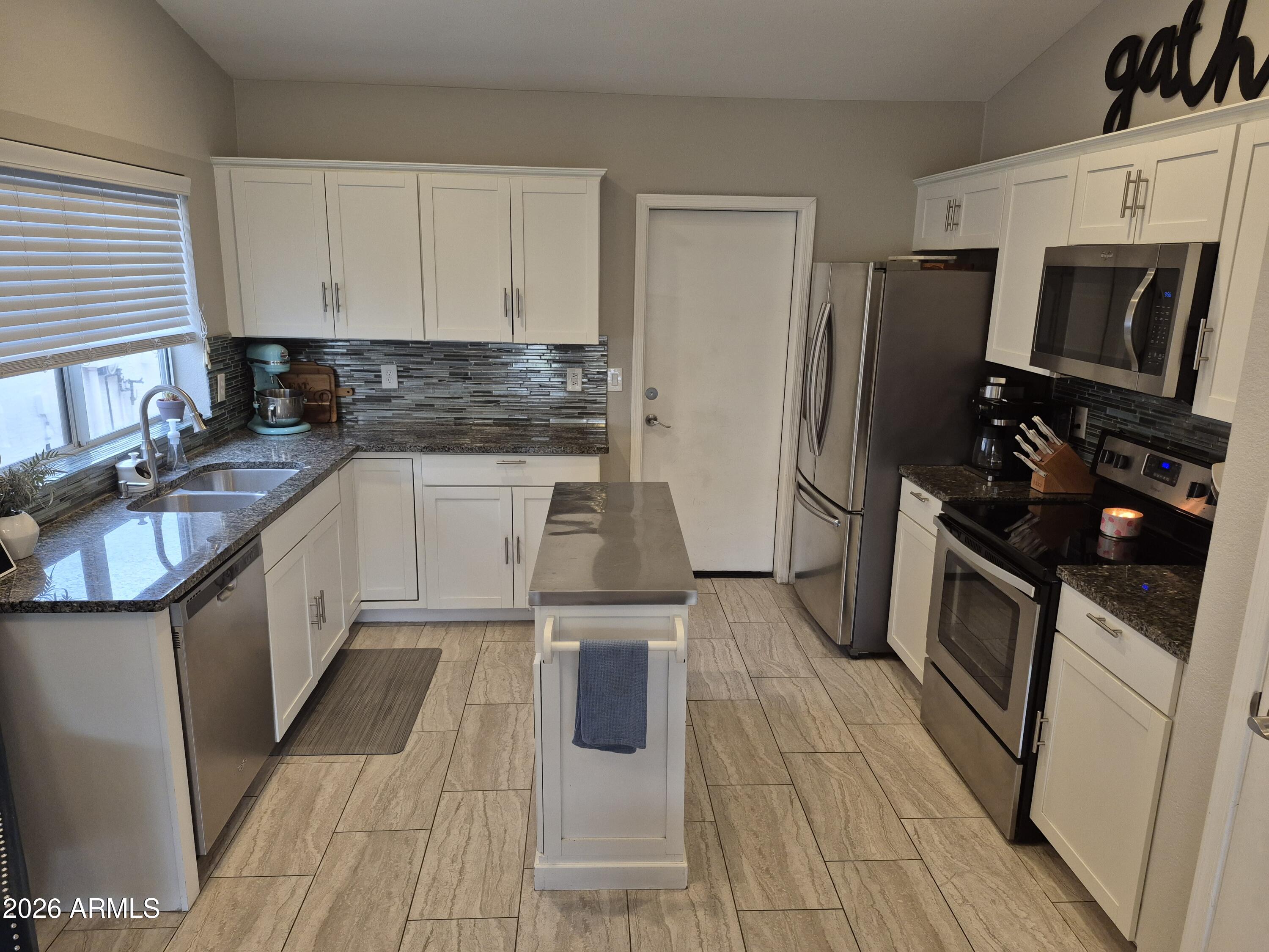 PROVINCES 1 PHASE 1B - Residential