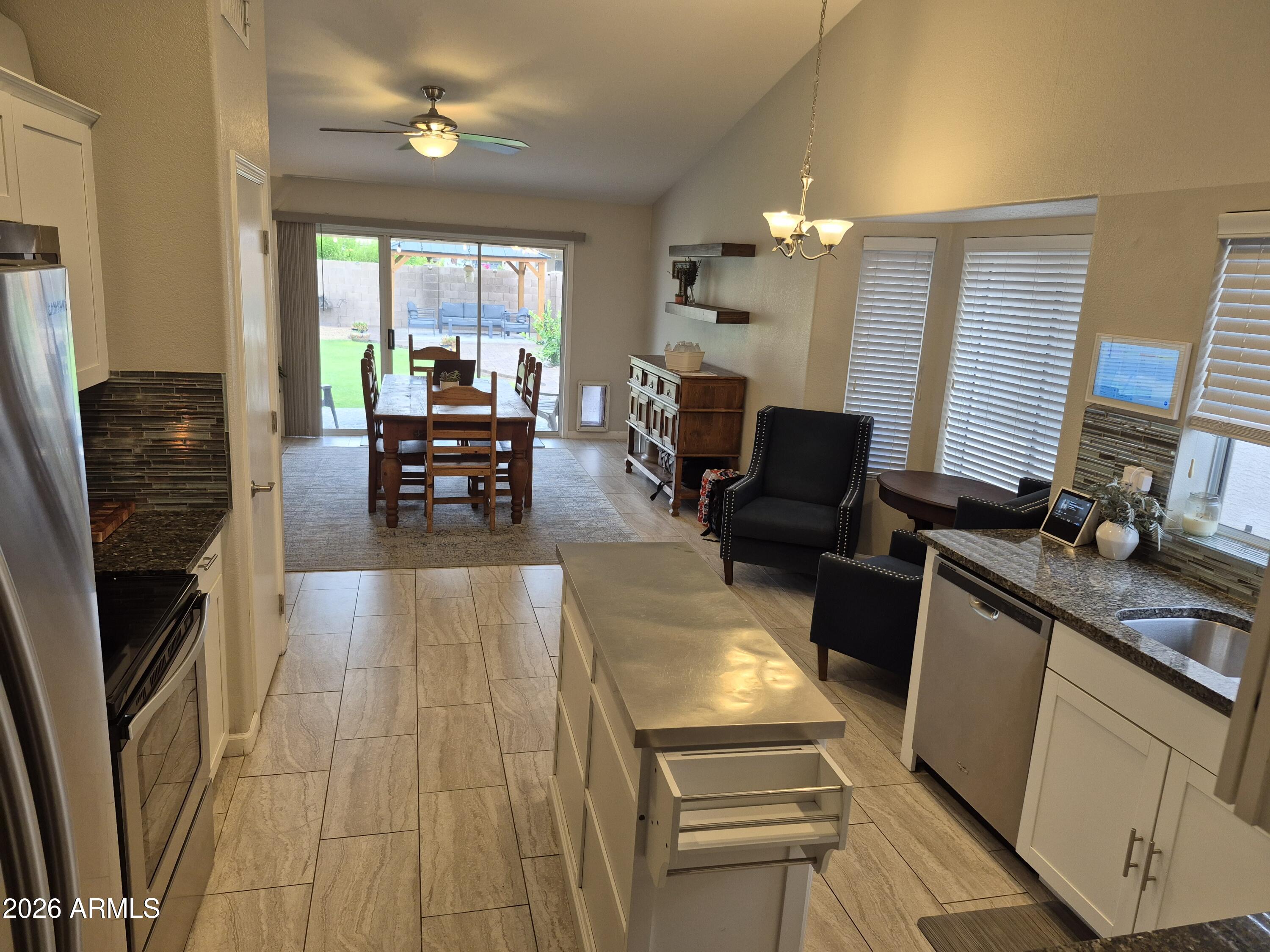 PROVINCES 1 PHASE 1B - Residential