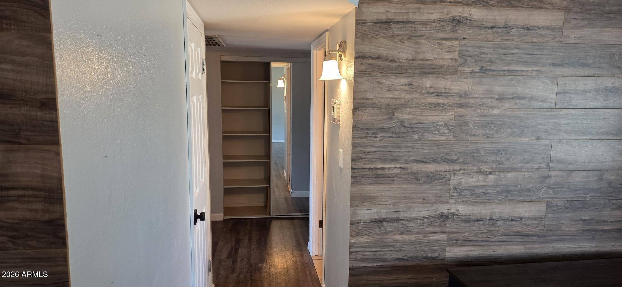 PARKWOOD SUBDIVISION - UNIT NO. 6 - Residential
