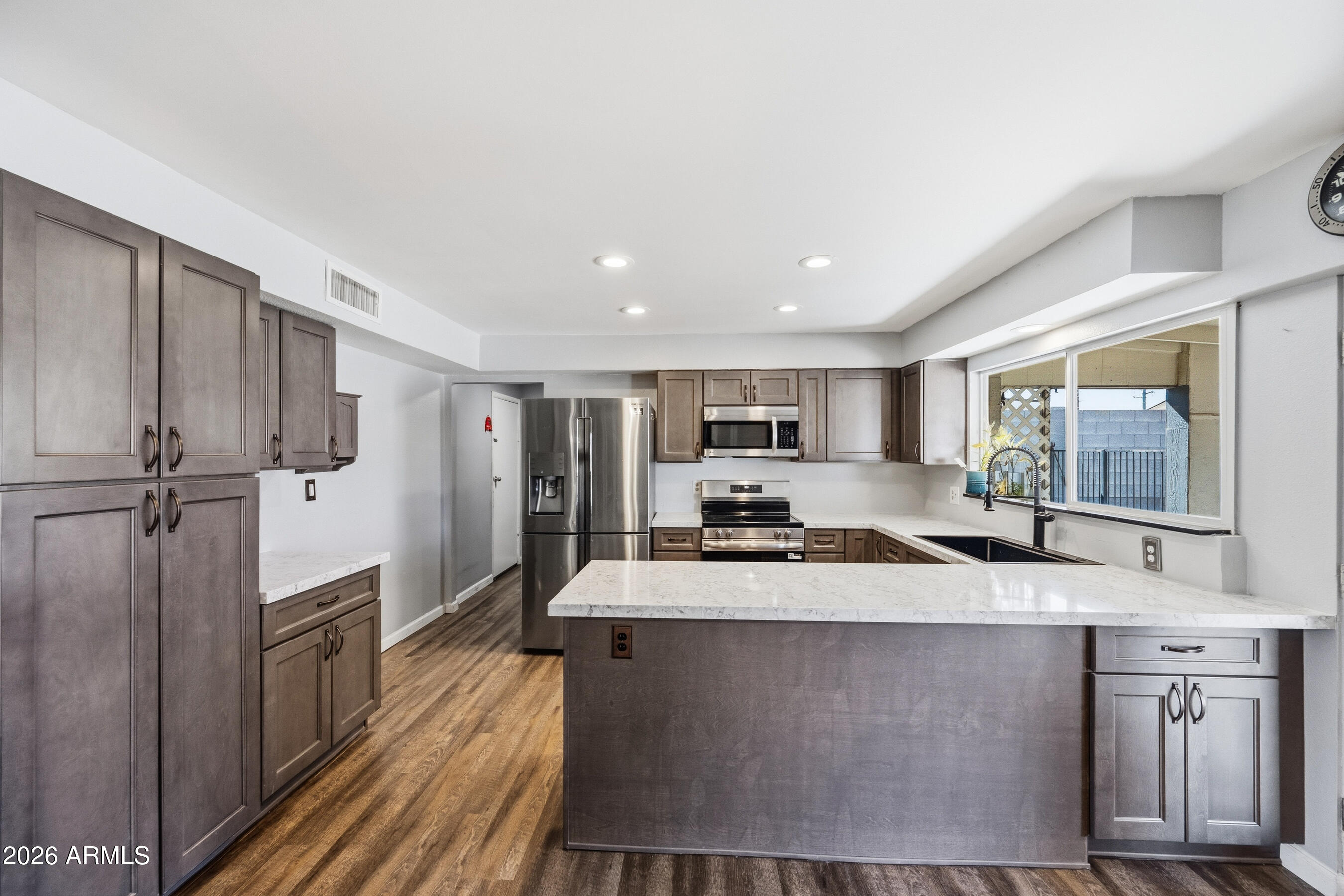 PARKWOOD SUBDIVISION - UNIT NO. 6 - Residential